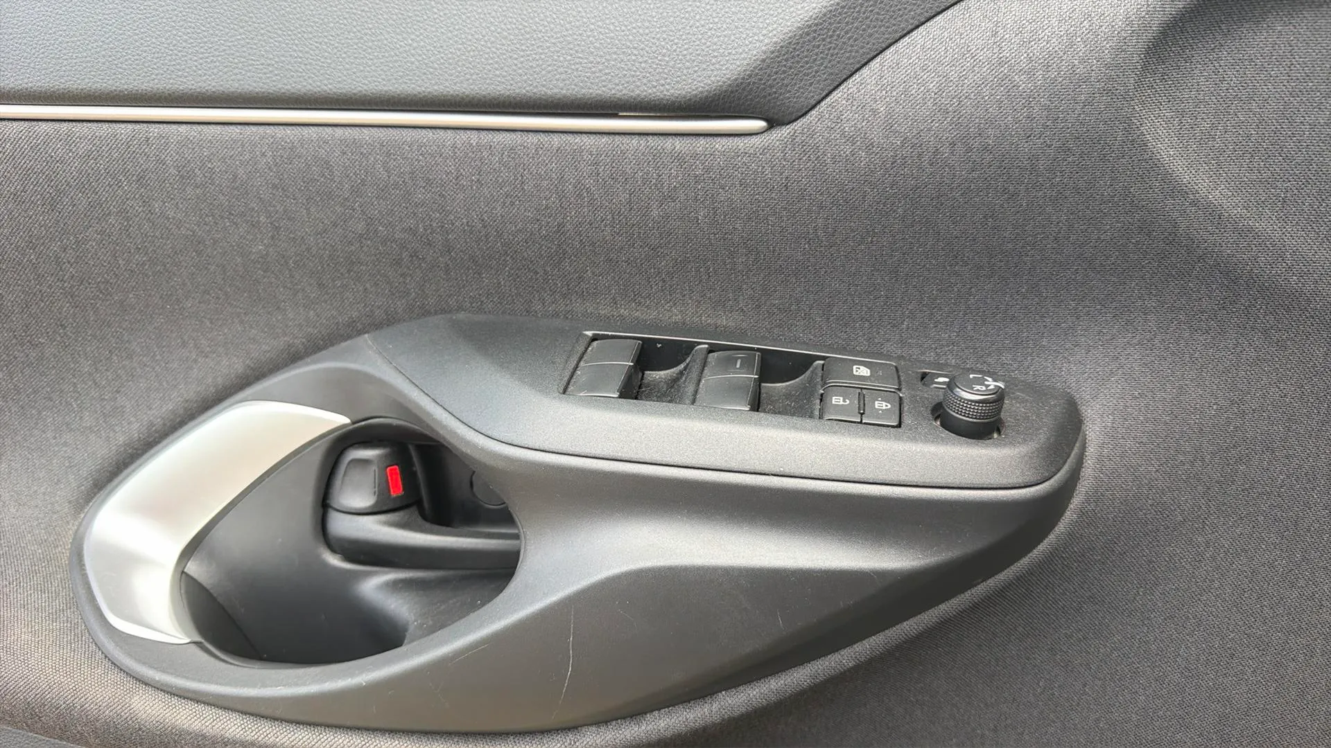 Toyota Yaris Cross 1.5 120H Active Tech - foto 15