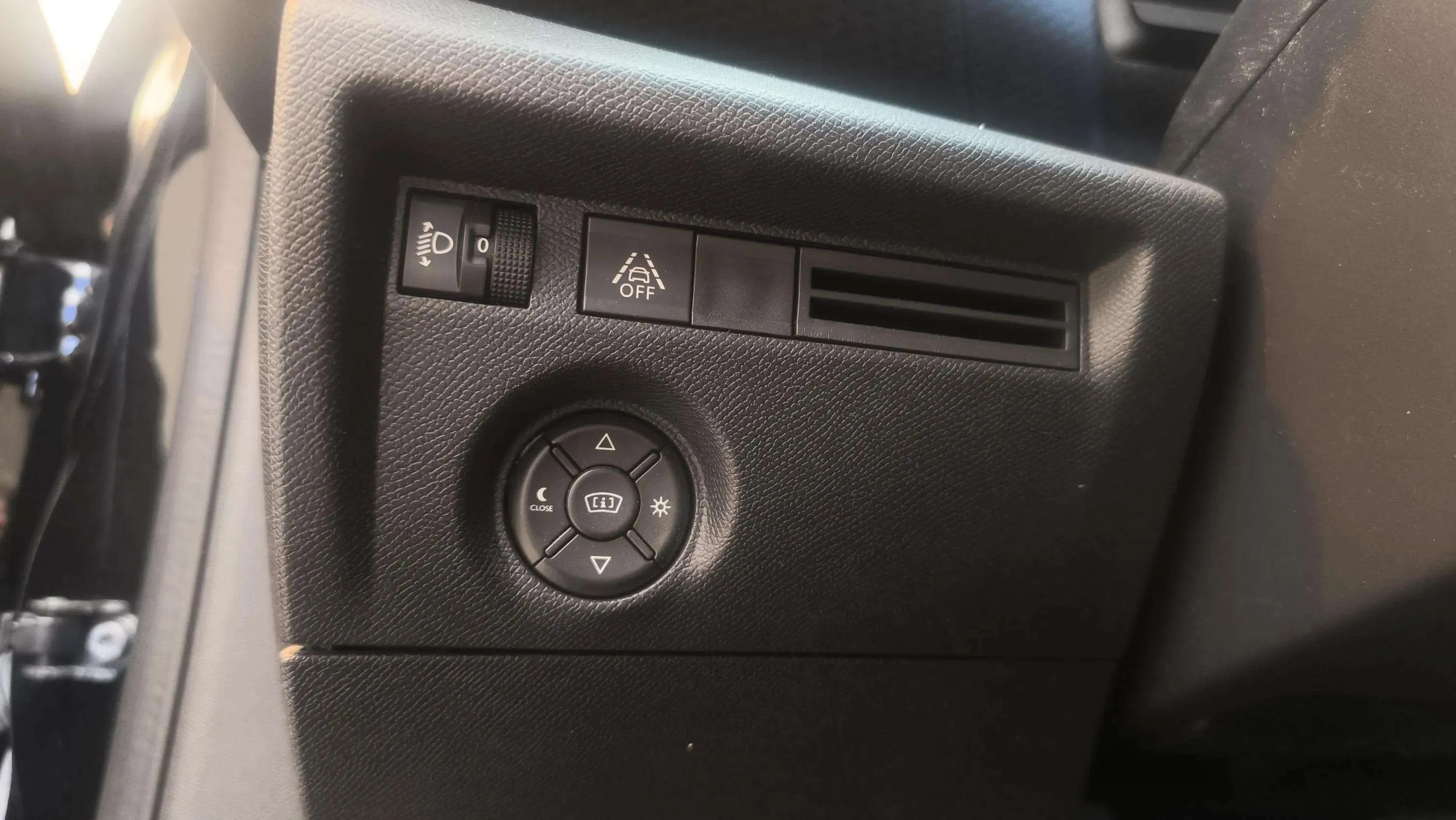 Citroën C4 PureTech 130 EAT8 Feel Pack - foto 25