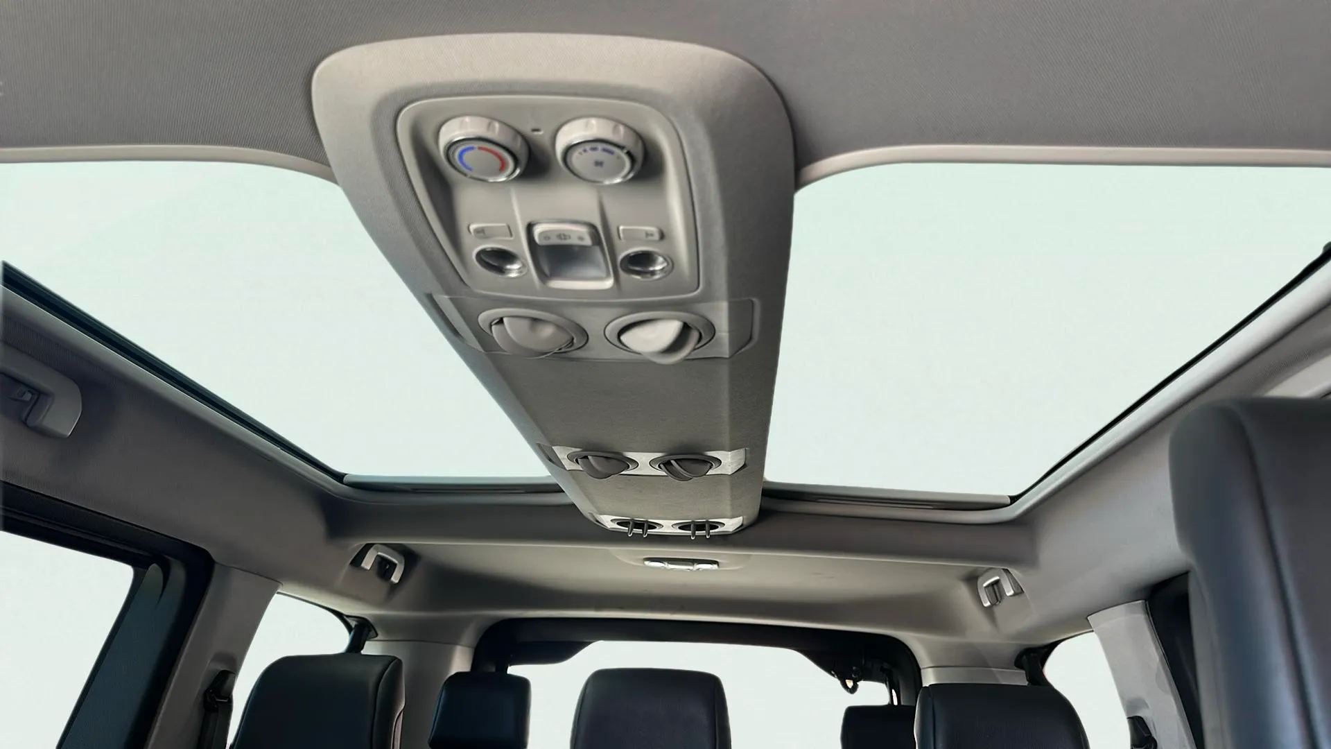 Peugeot Traveller Active 2.0 BlueHDi EAT6 Long - foto 23