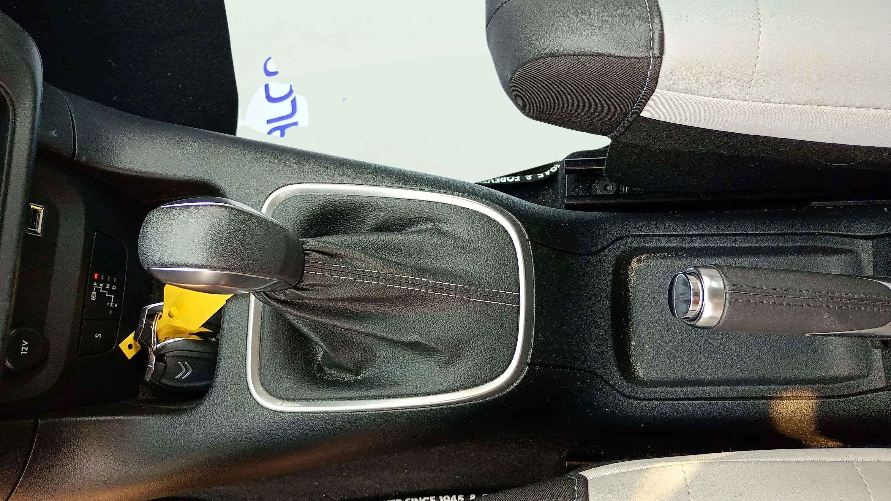 Citroën C3 PureTech Shine EAT6 - foto 19