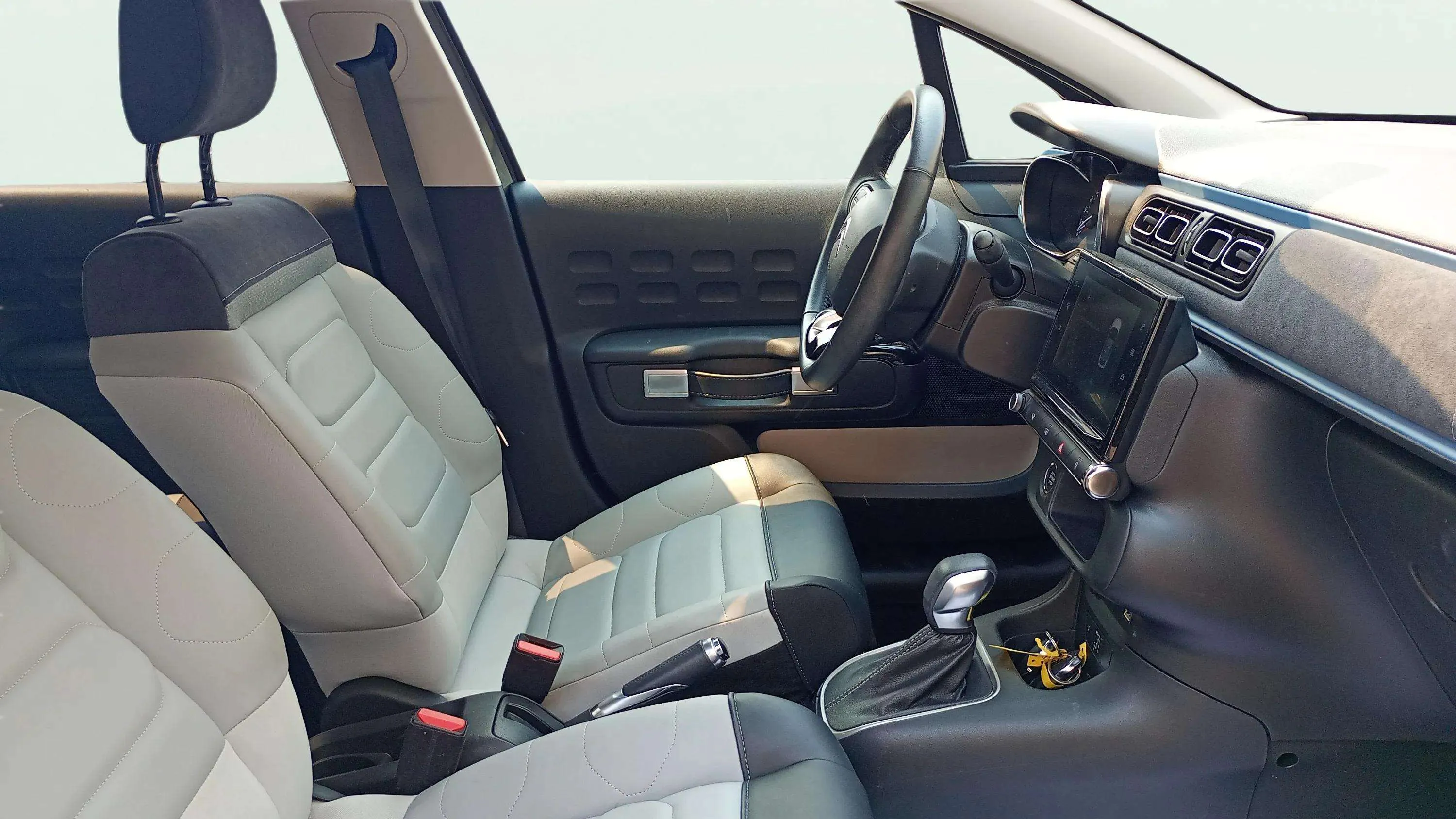 Citroën C3 PureTech Shine EAT6 - foto 12