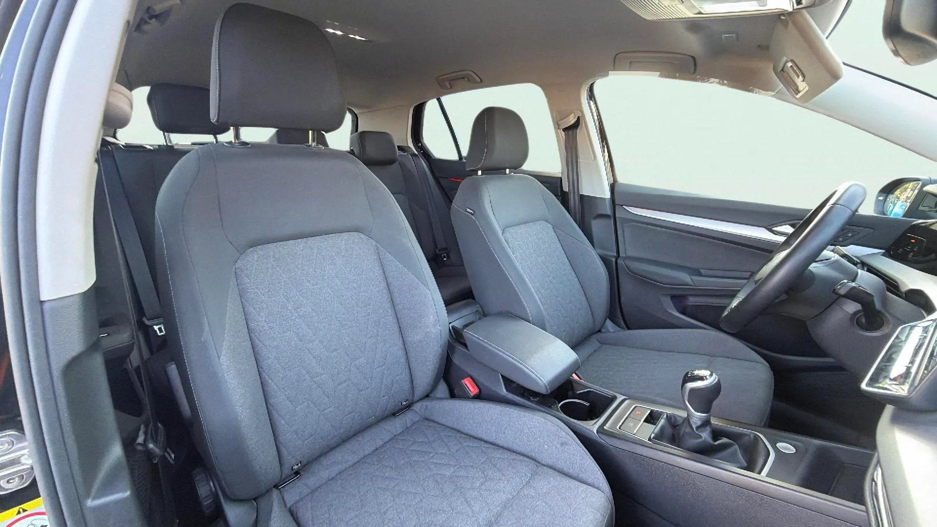 Volkswagen Golf 1.5 TSI - foto 27