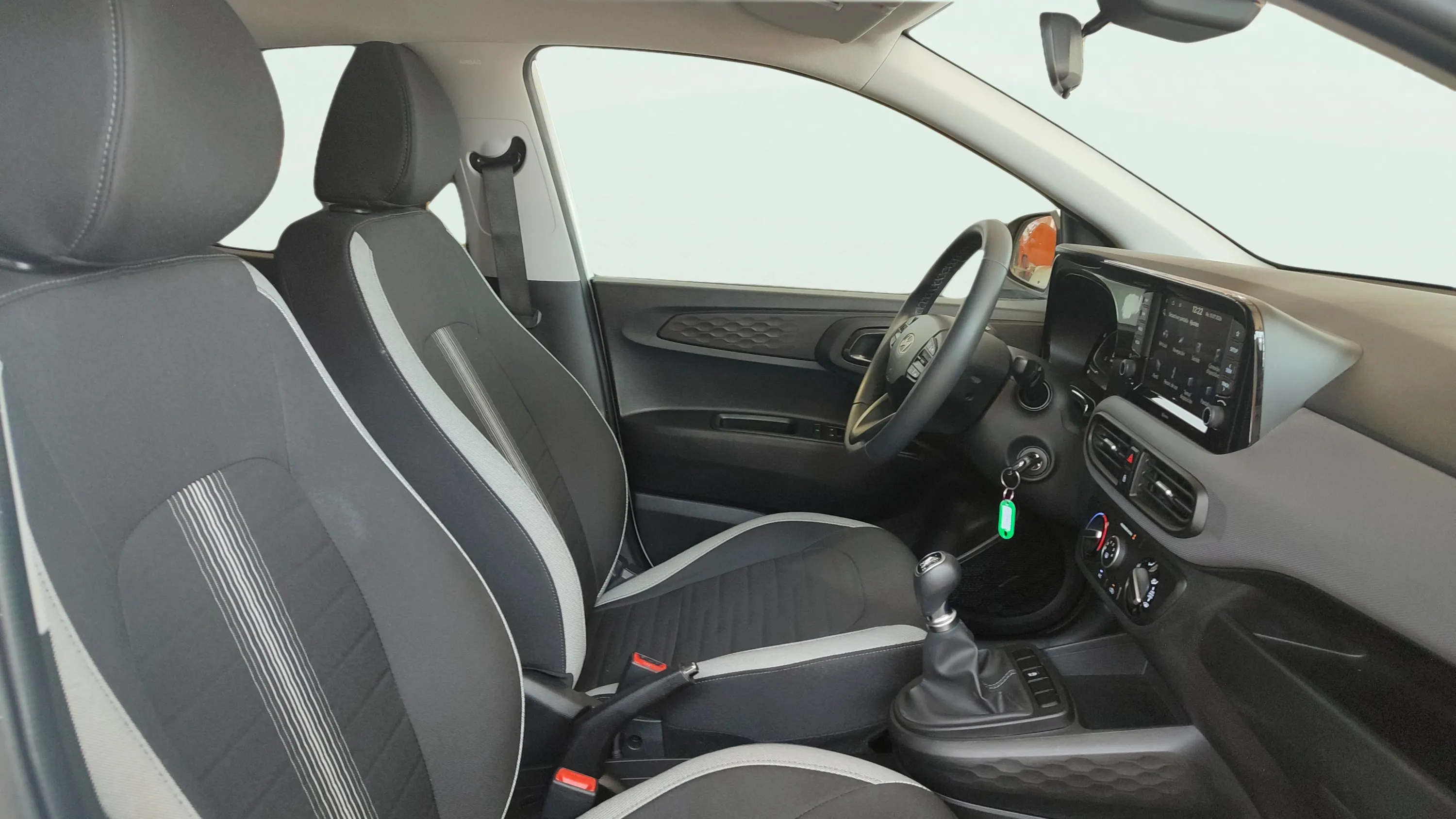 Hyundai i10 1.0 Essence - foto 18
