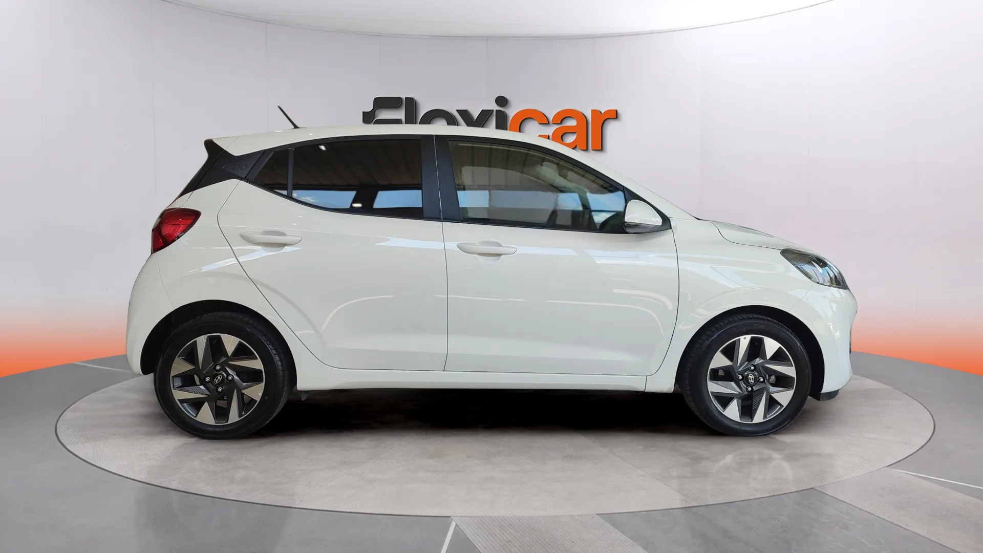 Hyundai i10 1.0 Essence - foto 8
