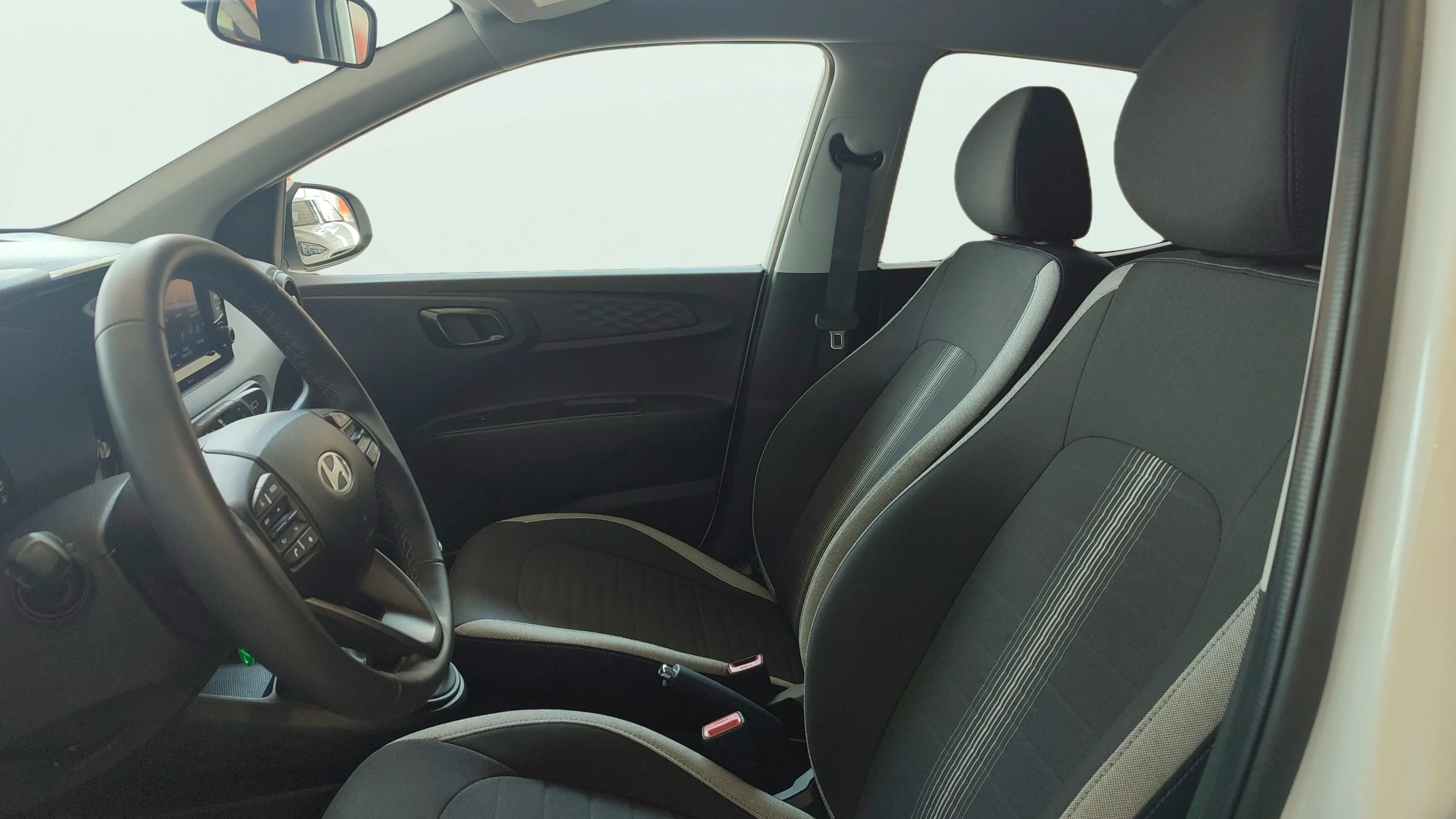 Hyundai i10 1.0 Essence - foto 17