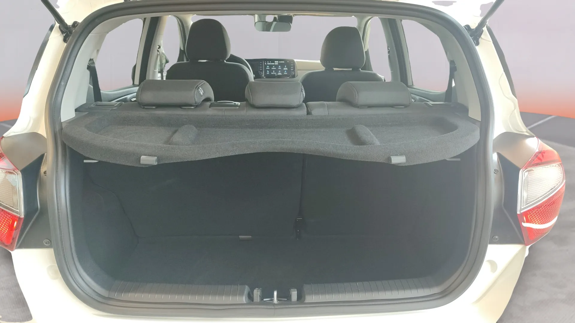 Hyundai i10 1.0 Essence - foto 21