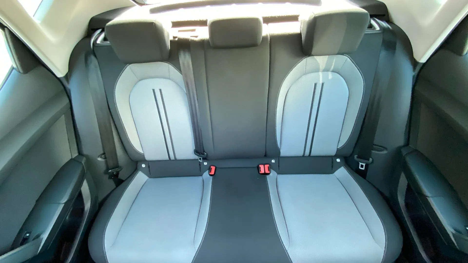 SEAT León 1.5 eTSI DSG Style 25 Aniversario - foto 15