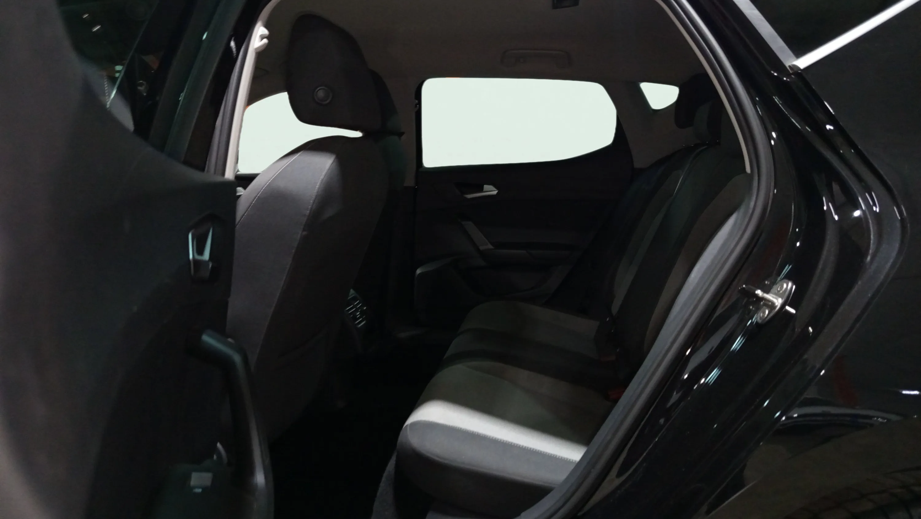 SEAT León 1.5 eTSI DSG Style 25 Aniversario - foto 16