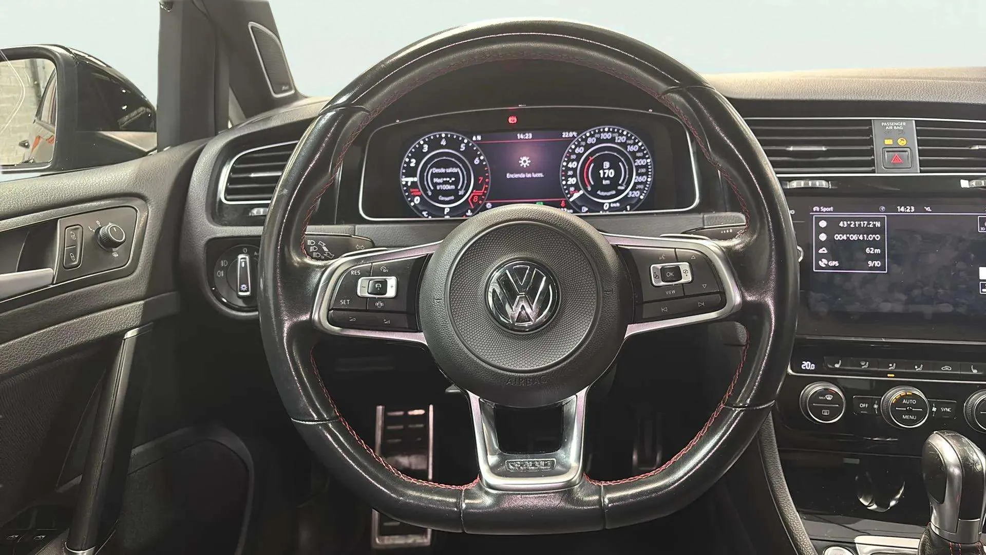 Volkswagen Golf GTI Performance 2.0 TSI DSG - foto 11