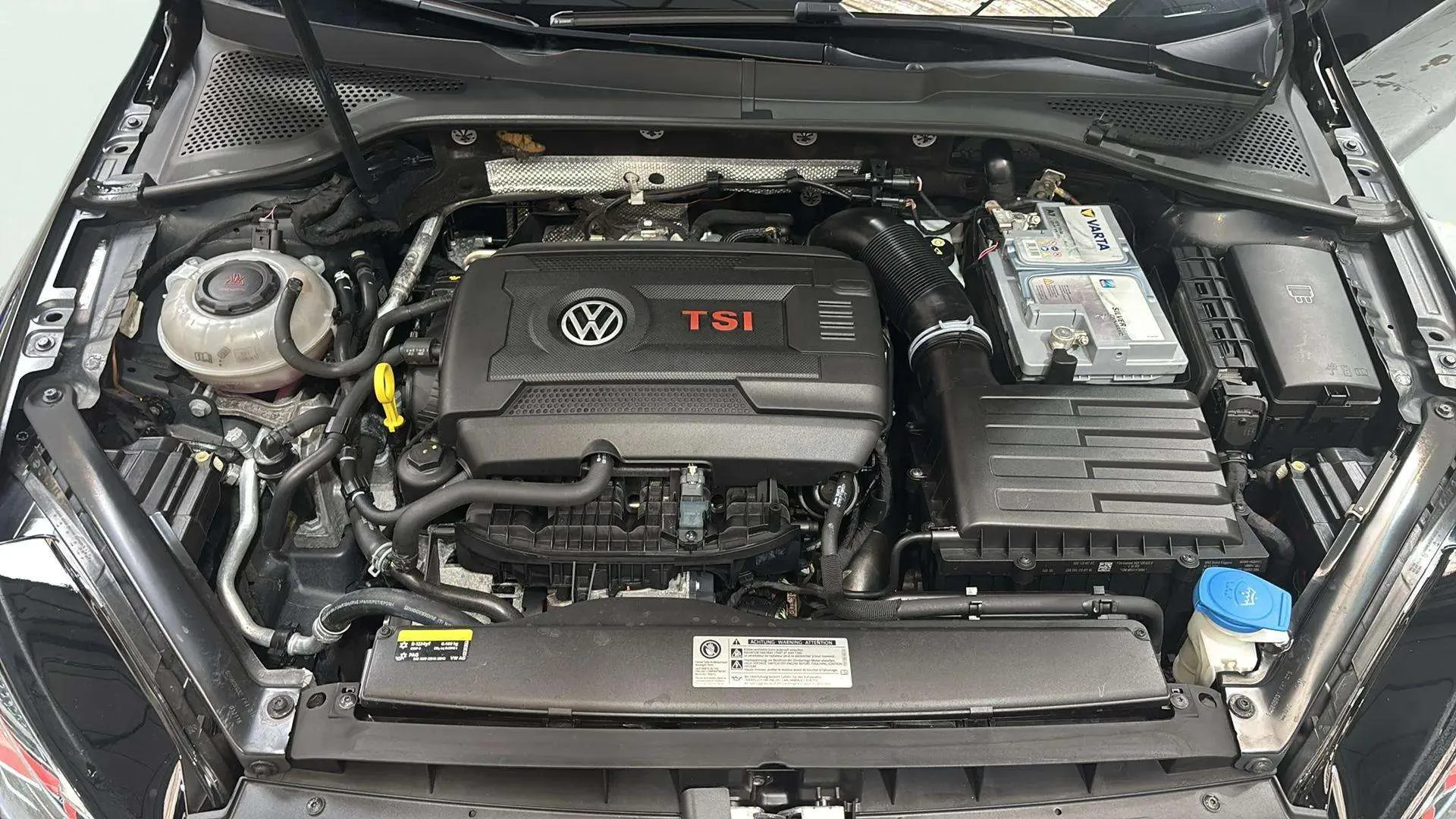 Volkswagen Golf GTI Performance 2.0 TSI DSG - foto 29