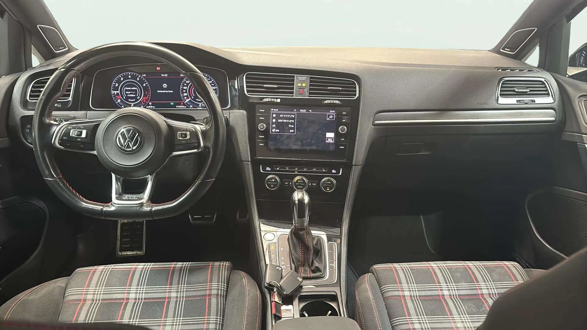 Volkswagen Golf GTI Performance 2.0 TSI DSG - foto 10