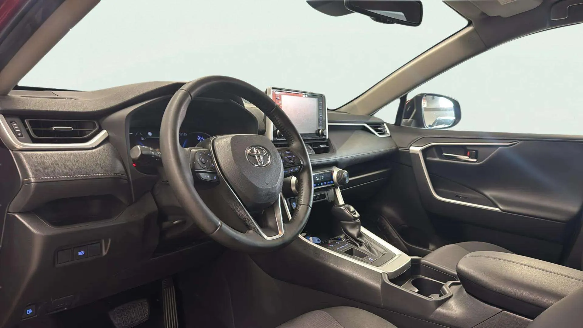 Toyota RAV4 2.5l 220H Advance - foto 10