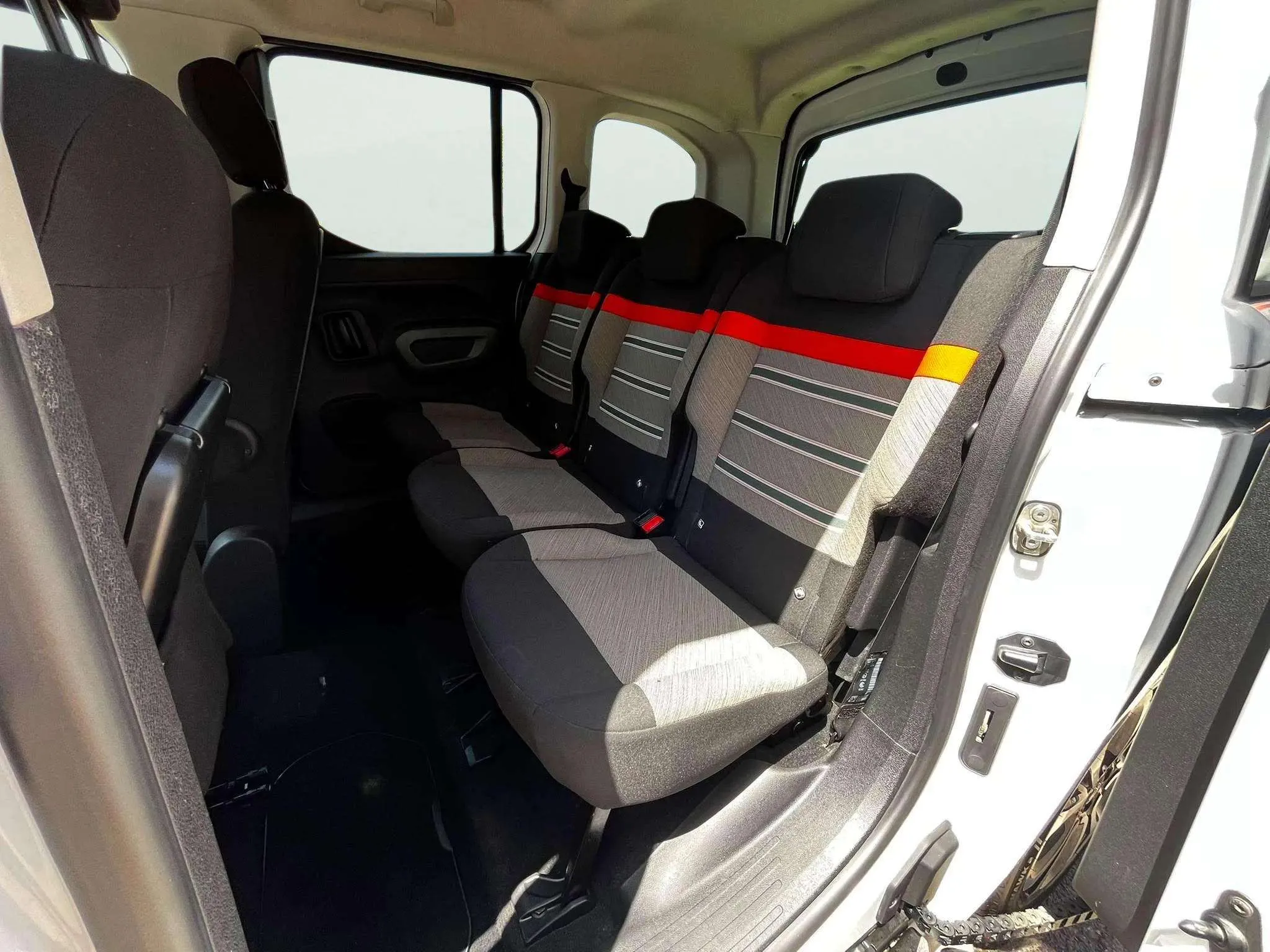 Citroën Berlingo Talla M BlueHDi 100 Shine - foto 11