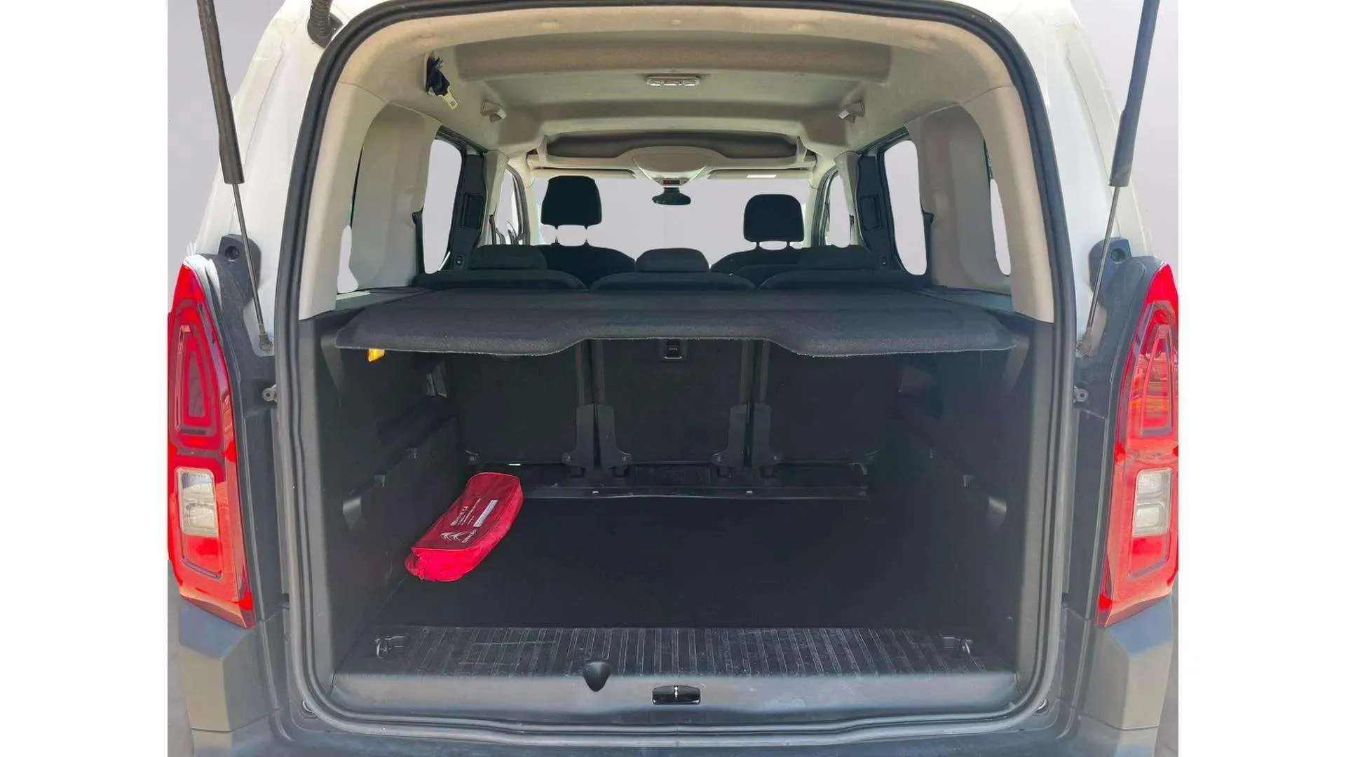 Citroën Berlingo Talla M BlueHDi 100 Shine - foto 13