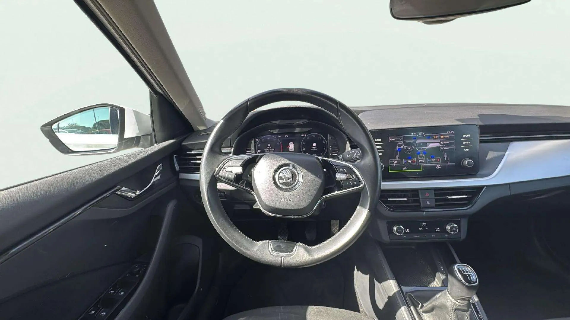 Škoda Kamiq 1.5 TSI Ambition - foto 2