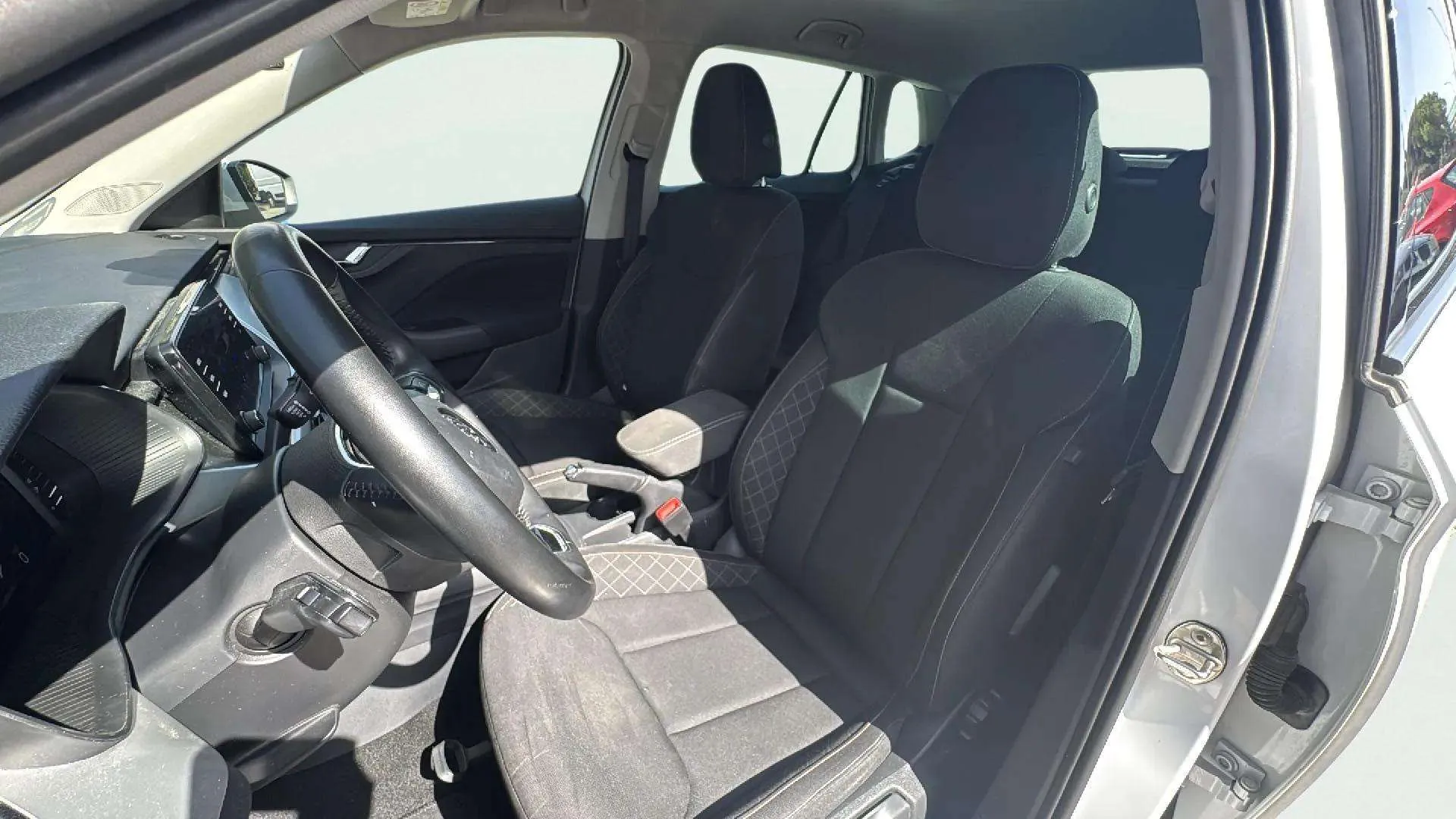 Škoda Kamiq 1.5 TSI Ambition - foto 11
