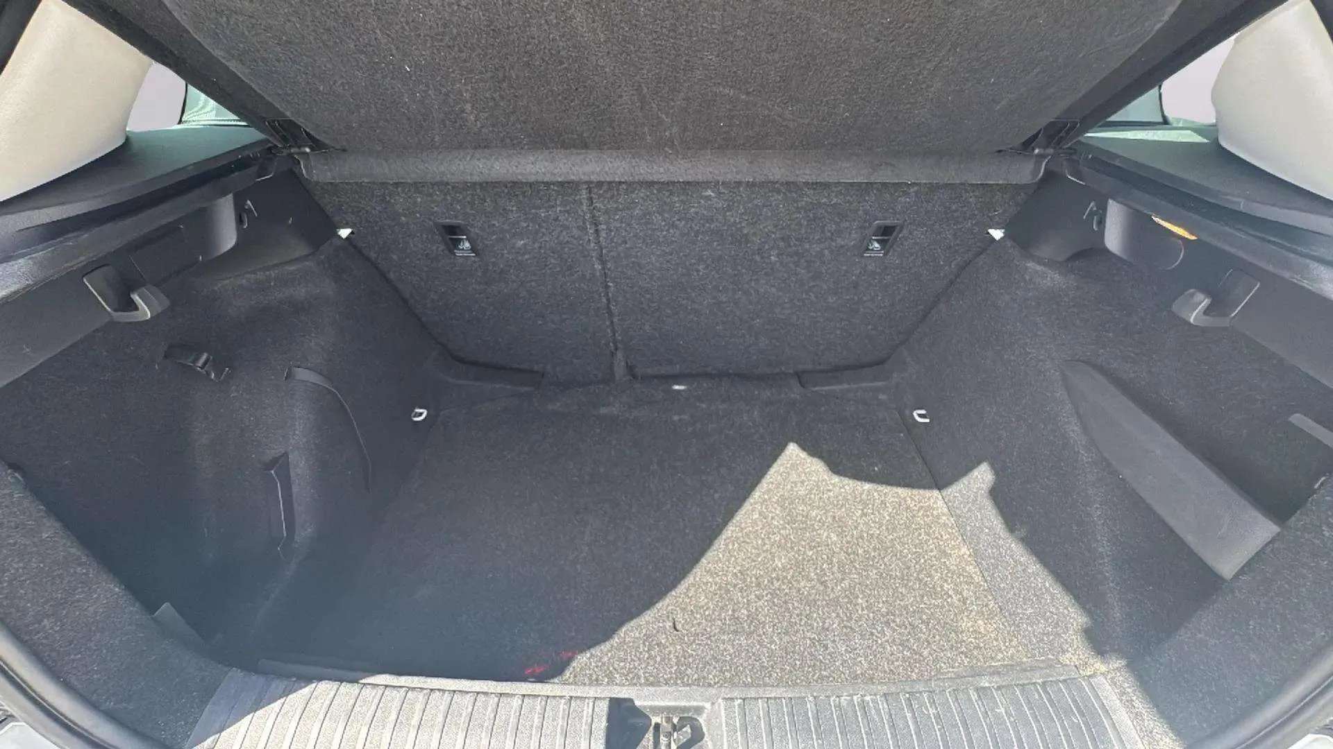 Škoda Kamiq 1.5 TSI Ambition - foto 15