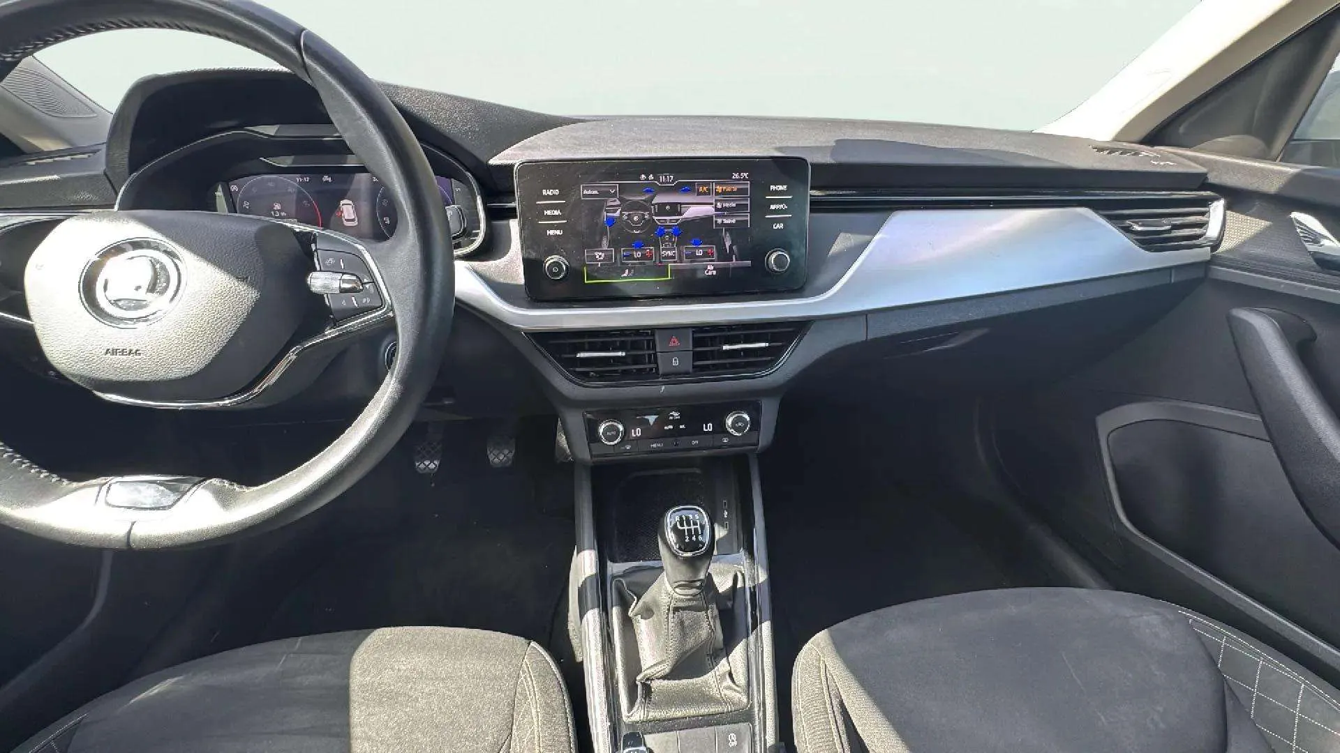 Škoda Kamiq 1.5 TSI Ambition - foto 16