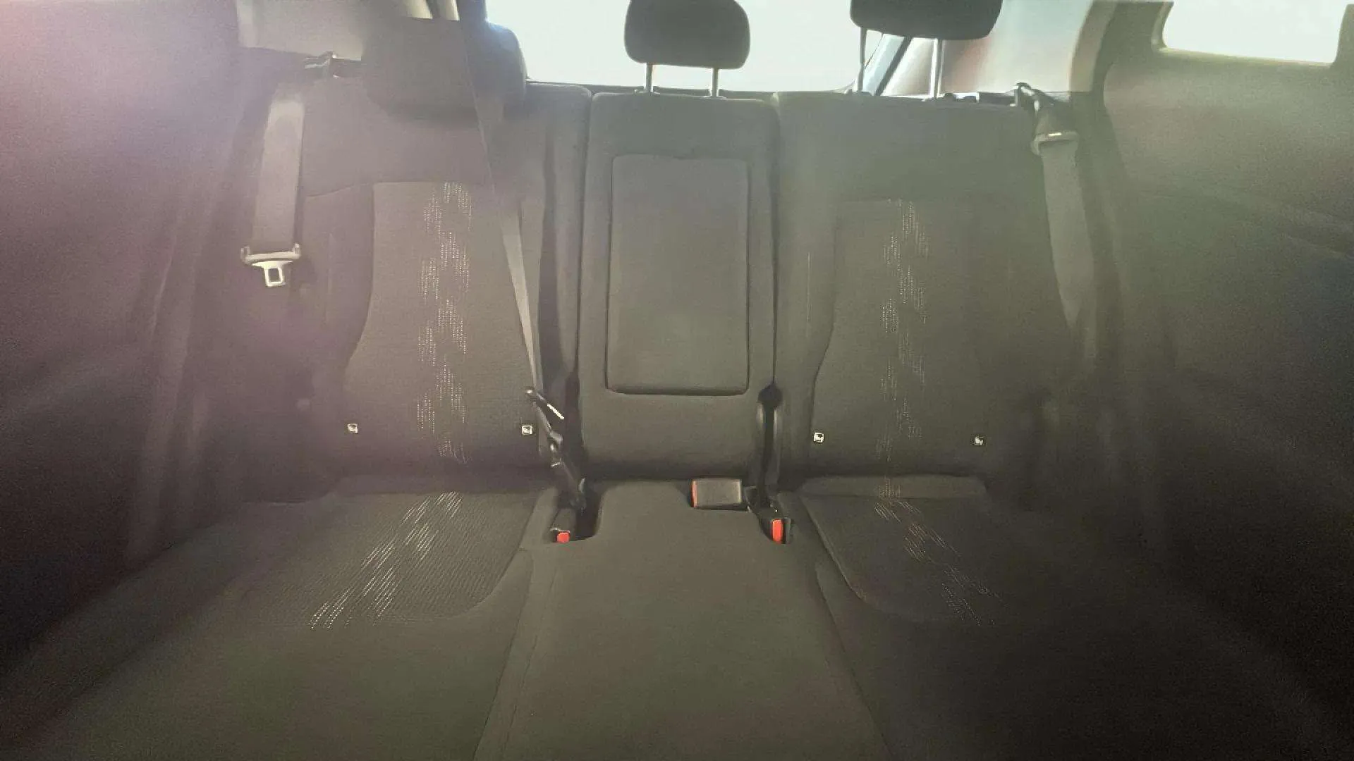 Kia Sportage 1.6 T-GDi HEV Drive 4x2 - foto 17
