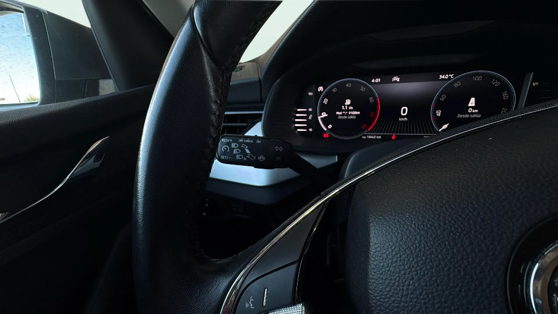 Škoda Kamiq 1.5 TSI DSG Ambition - foto 29