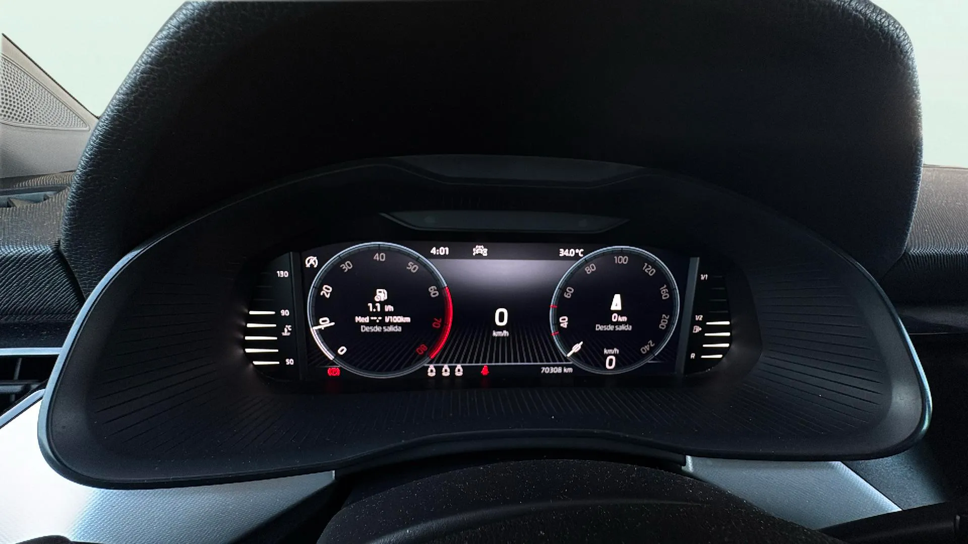 Škoda Kamiq 1.5 TSI DSG Ambition - foto 21