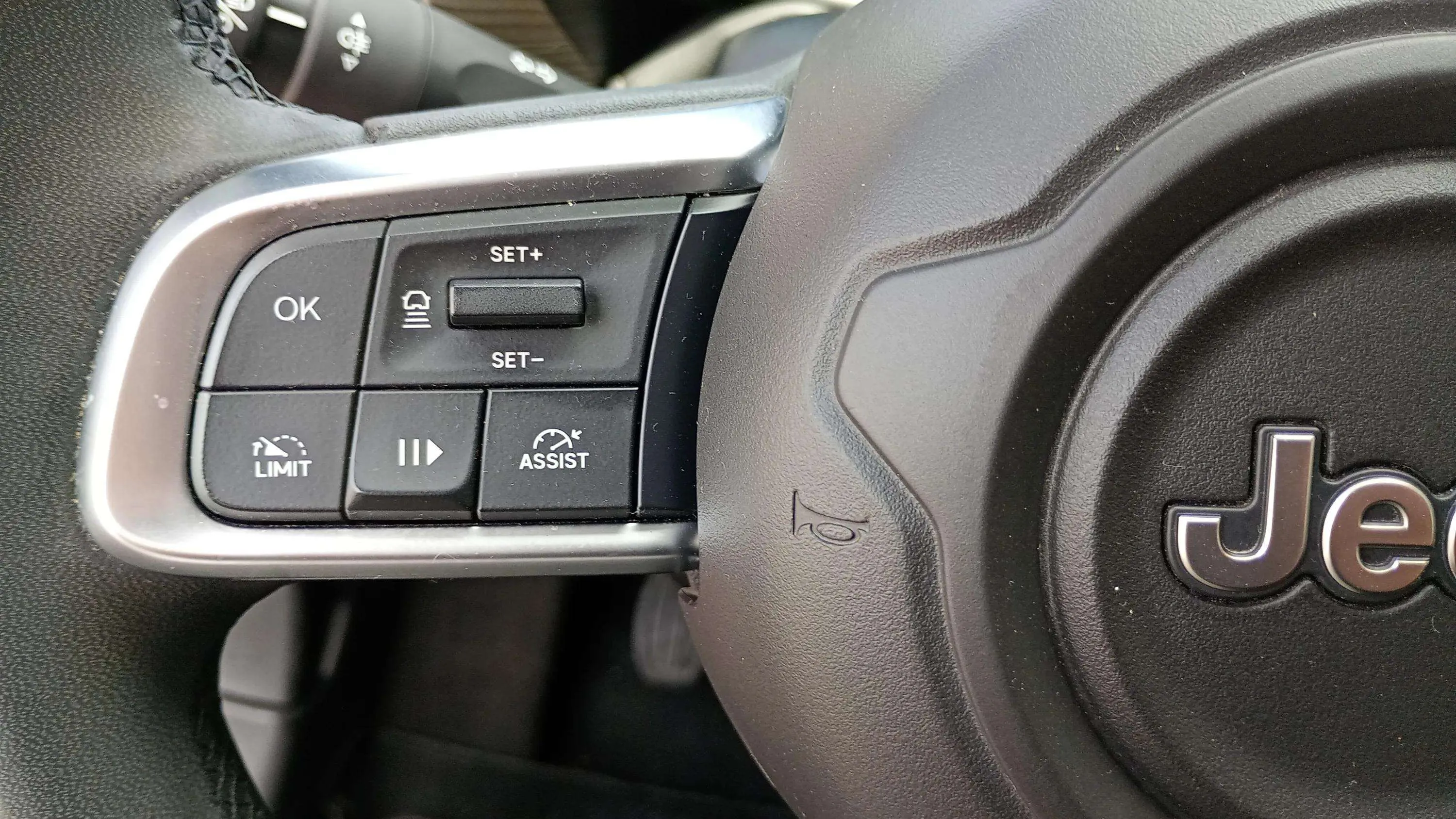 Jeep Avenger 1.2 G Altitude - foto 14