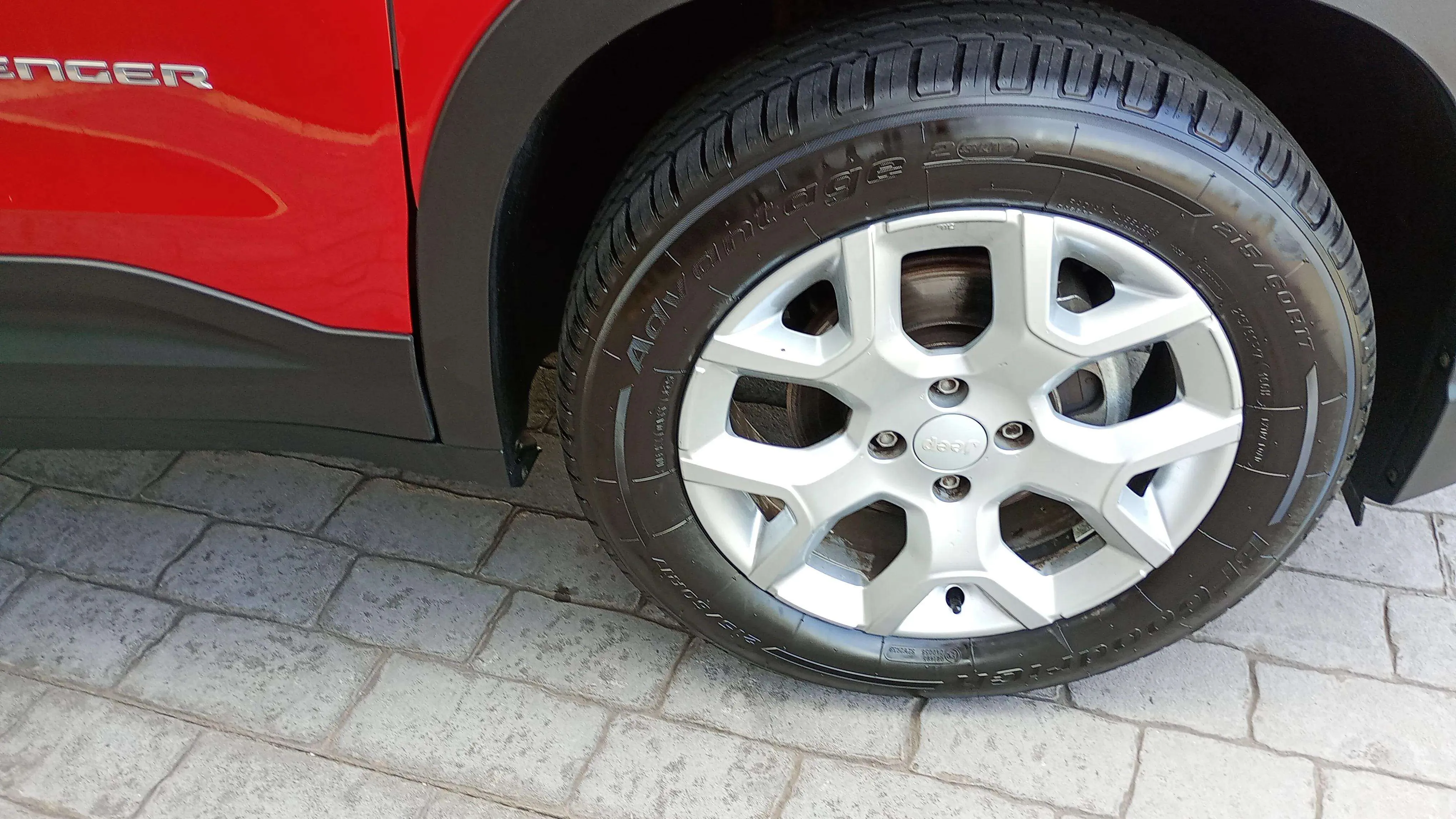 Jeep Avenger 1.2 G Altitude - foto 16