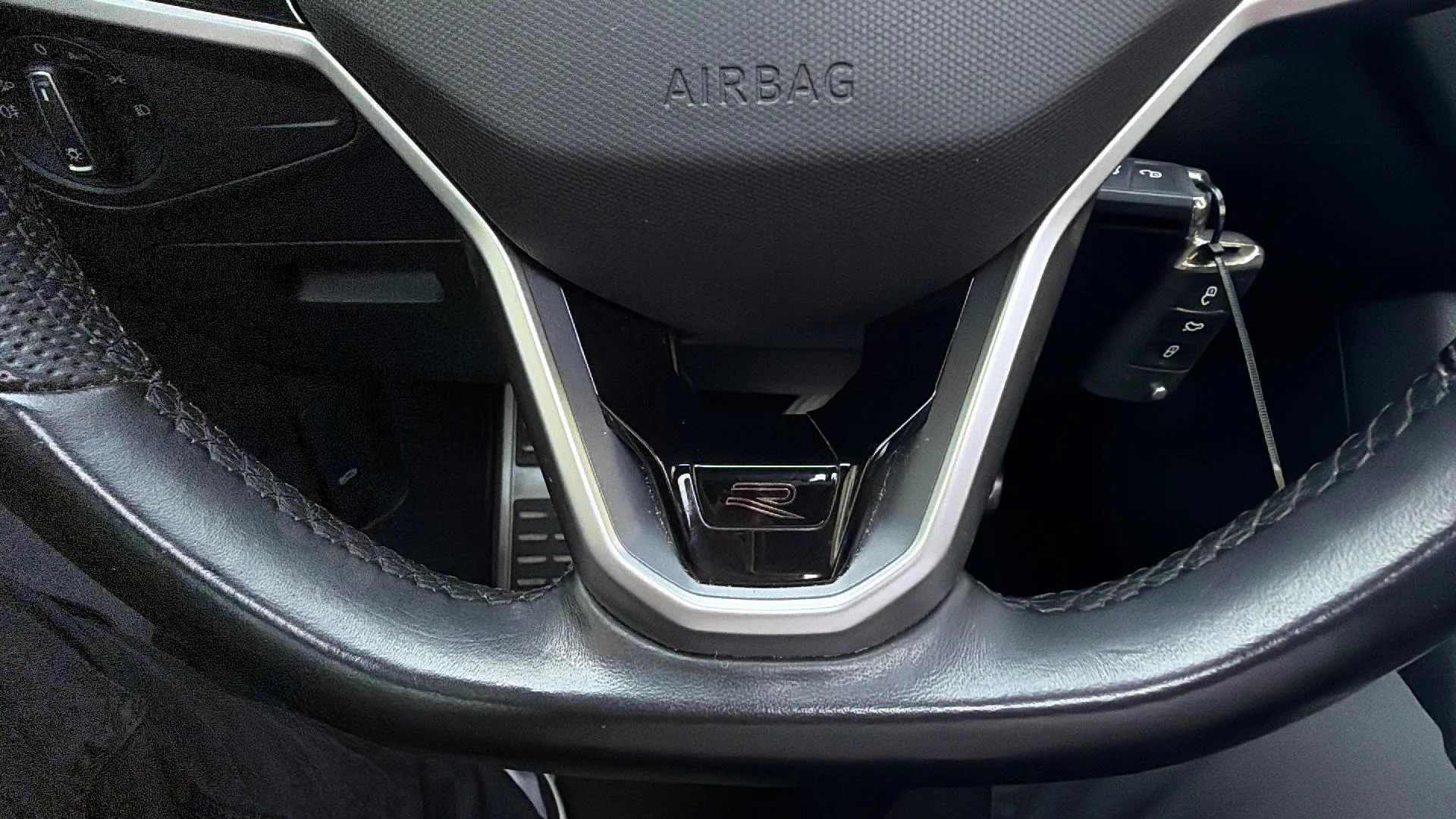 Volkswagen Tiguan R-Line 1.5 TSI DSG - foto 20
