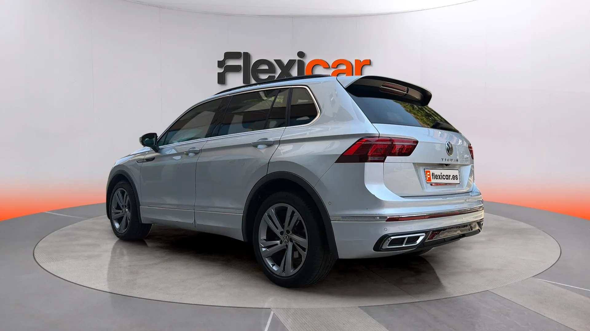 Volkswagen Tiguan R-Line 1.5 TSI DSG - foto 4