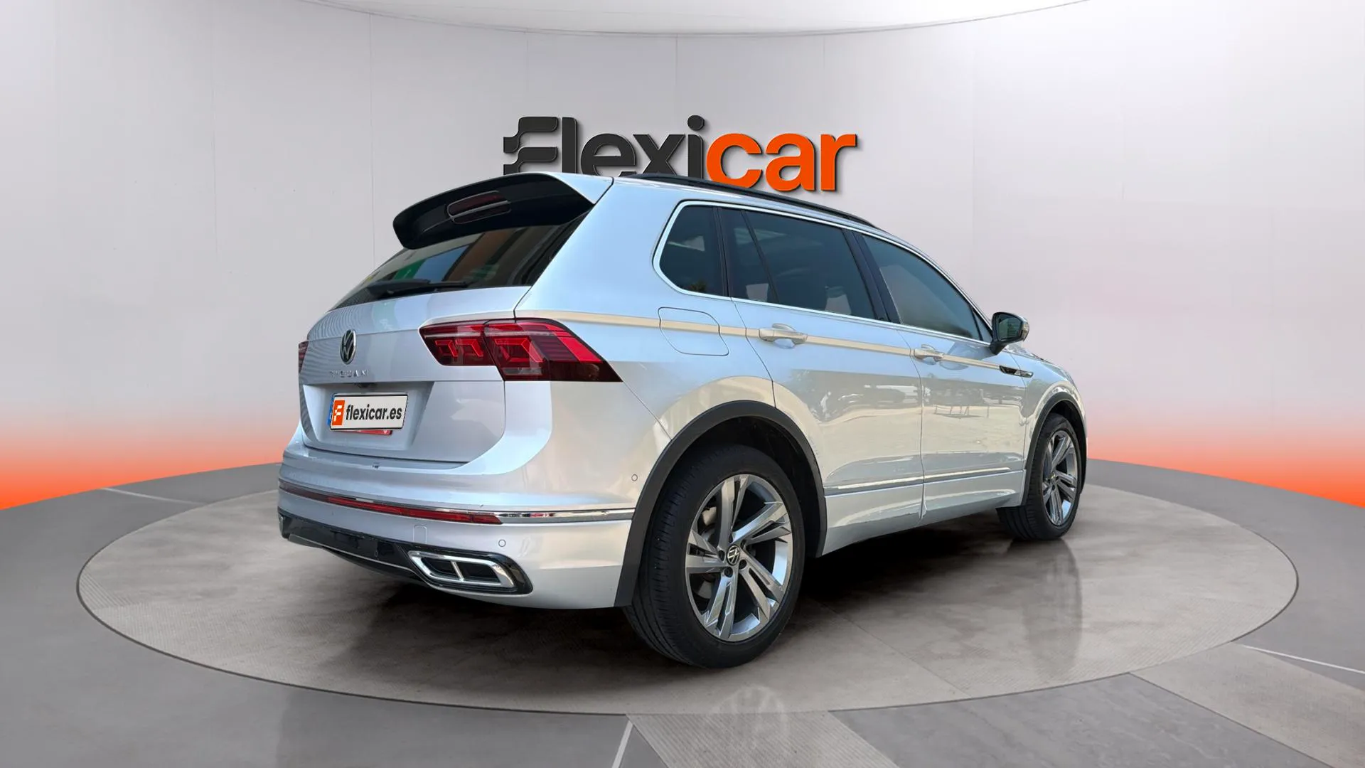 Volkswagen Tiguan R-Line 1.5 TSI DSG - foto 6