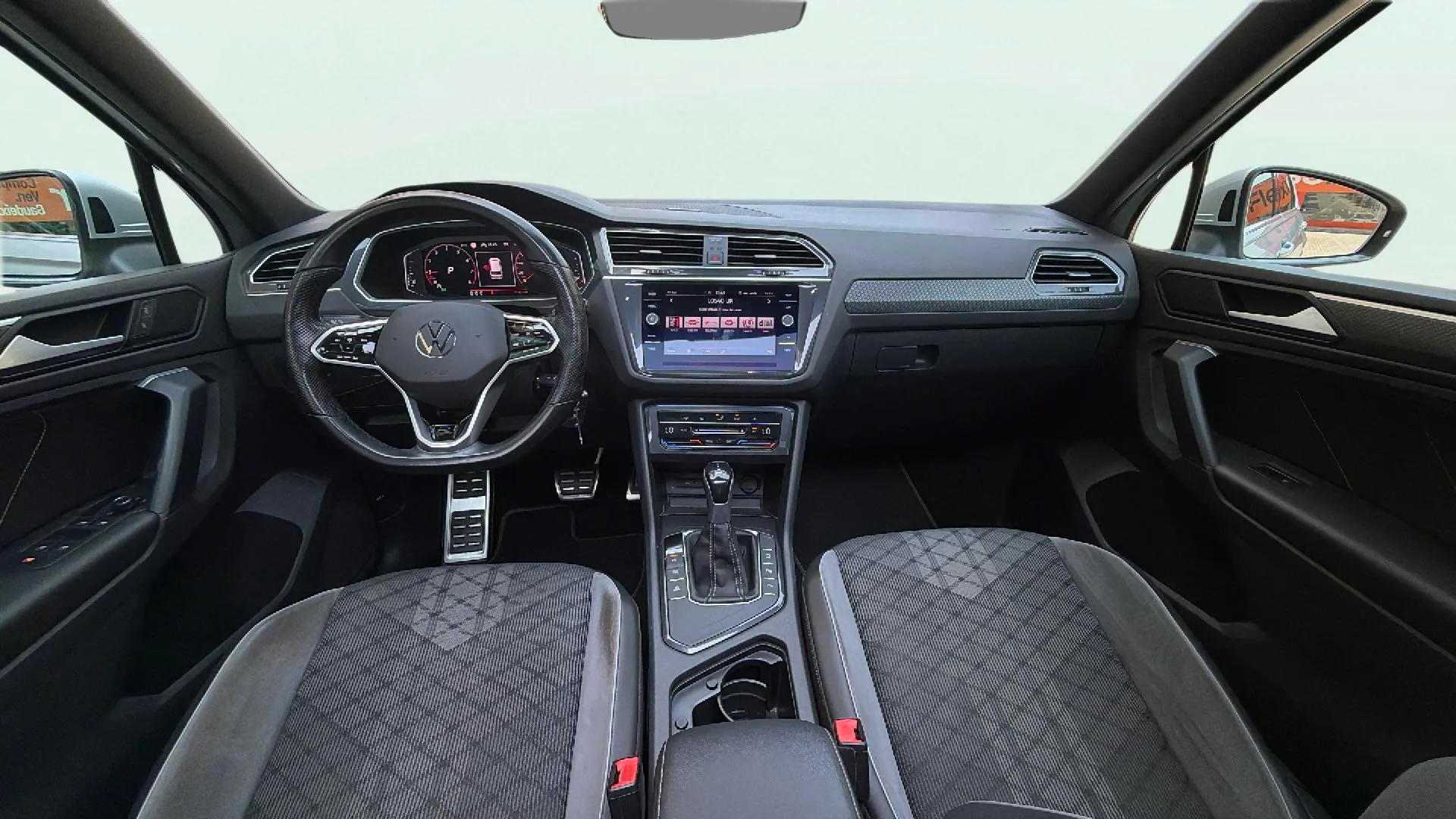 Volkswagen Tiguan R-Line 1.5 TSI DSG - foto 9