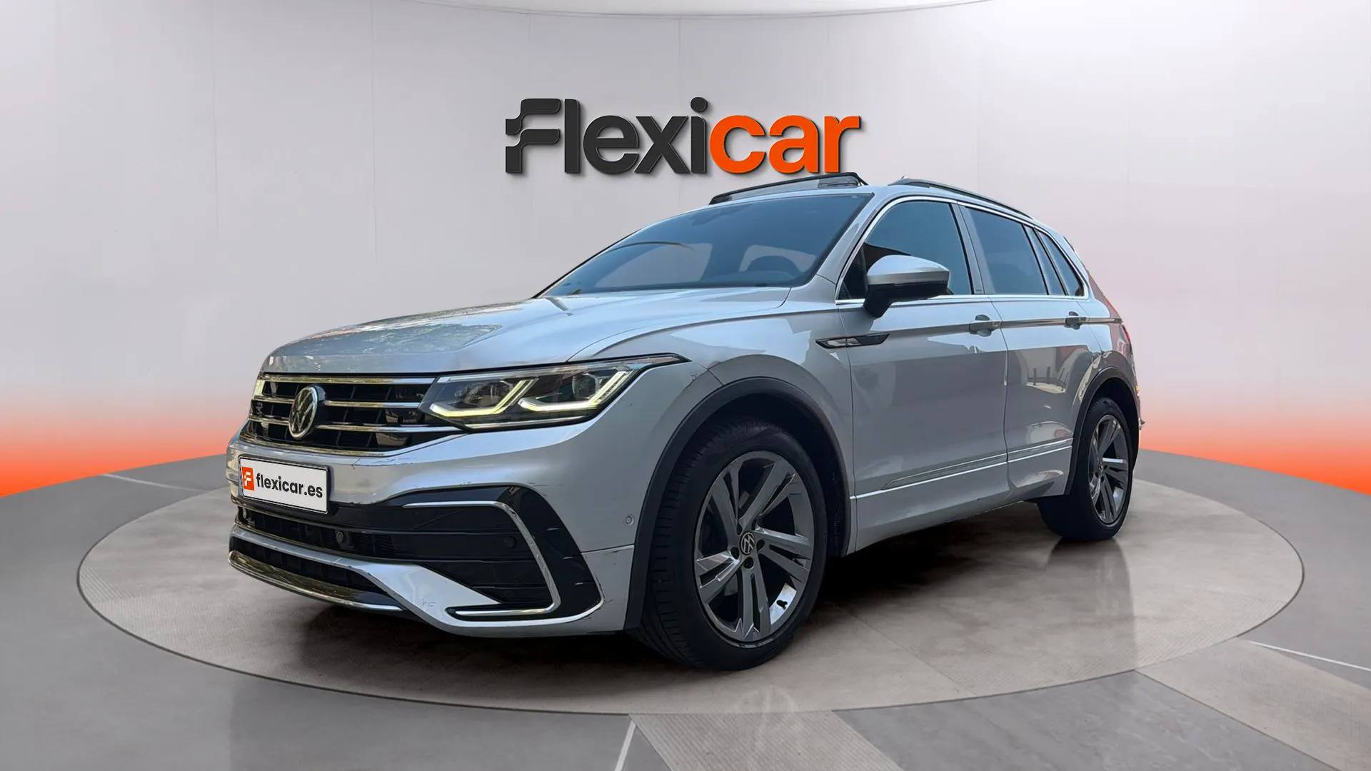 Volkswagen Tiguan R-Line 1.5 TSI DSG - foto 2
