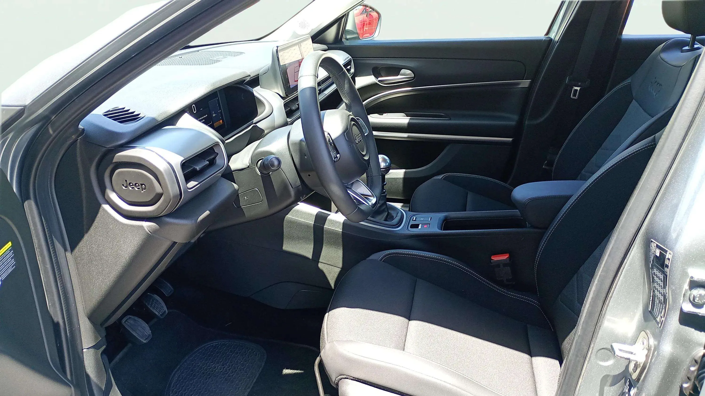 Jeep Avenger 1.2 G Altitude - foto 8