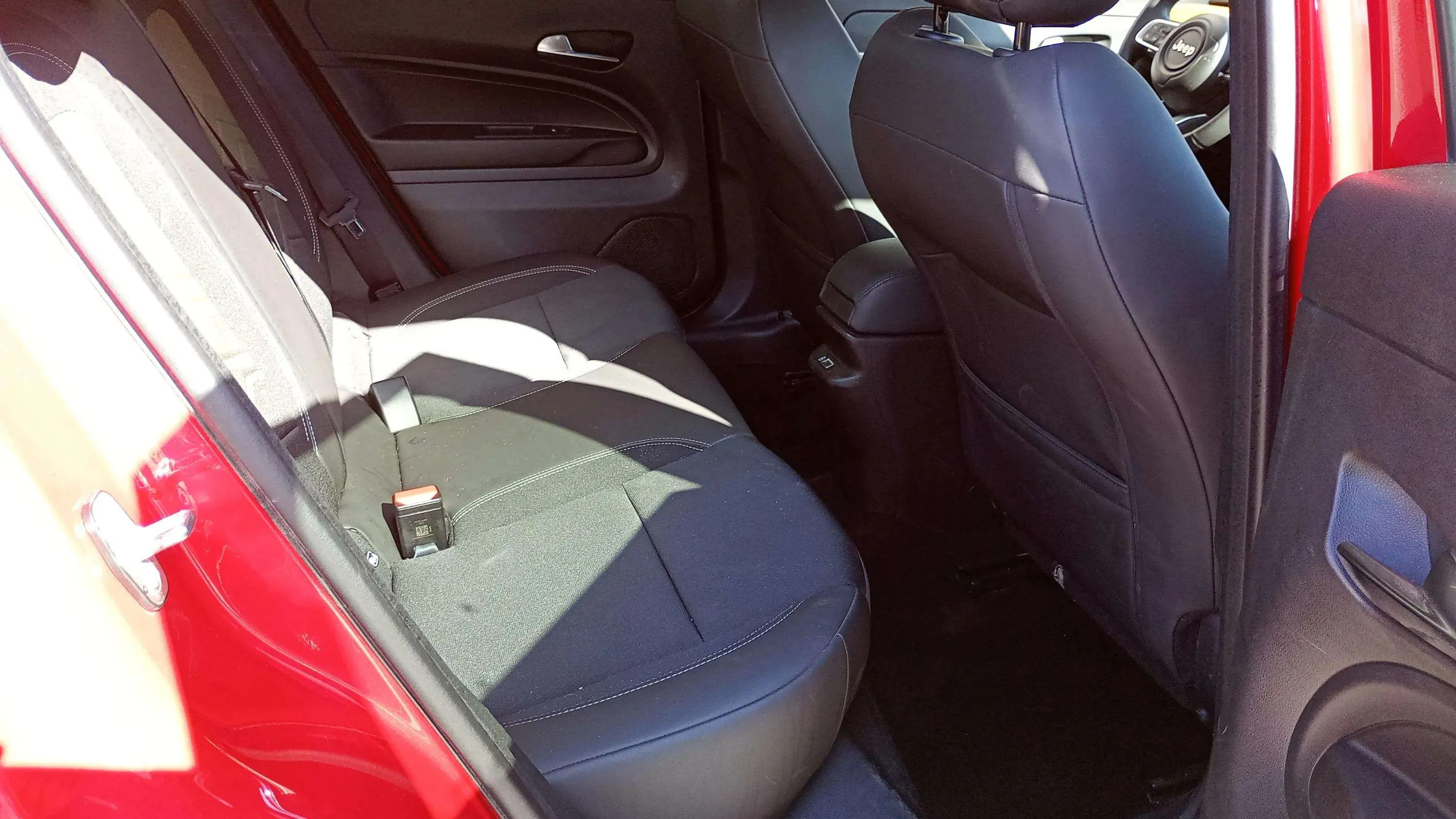 Jeep Avenger 1.2 G Summit - foto 11