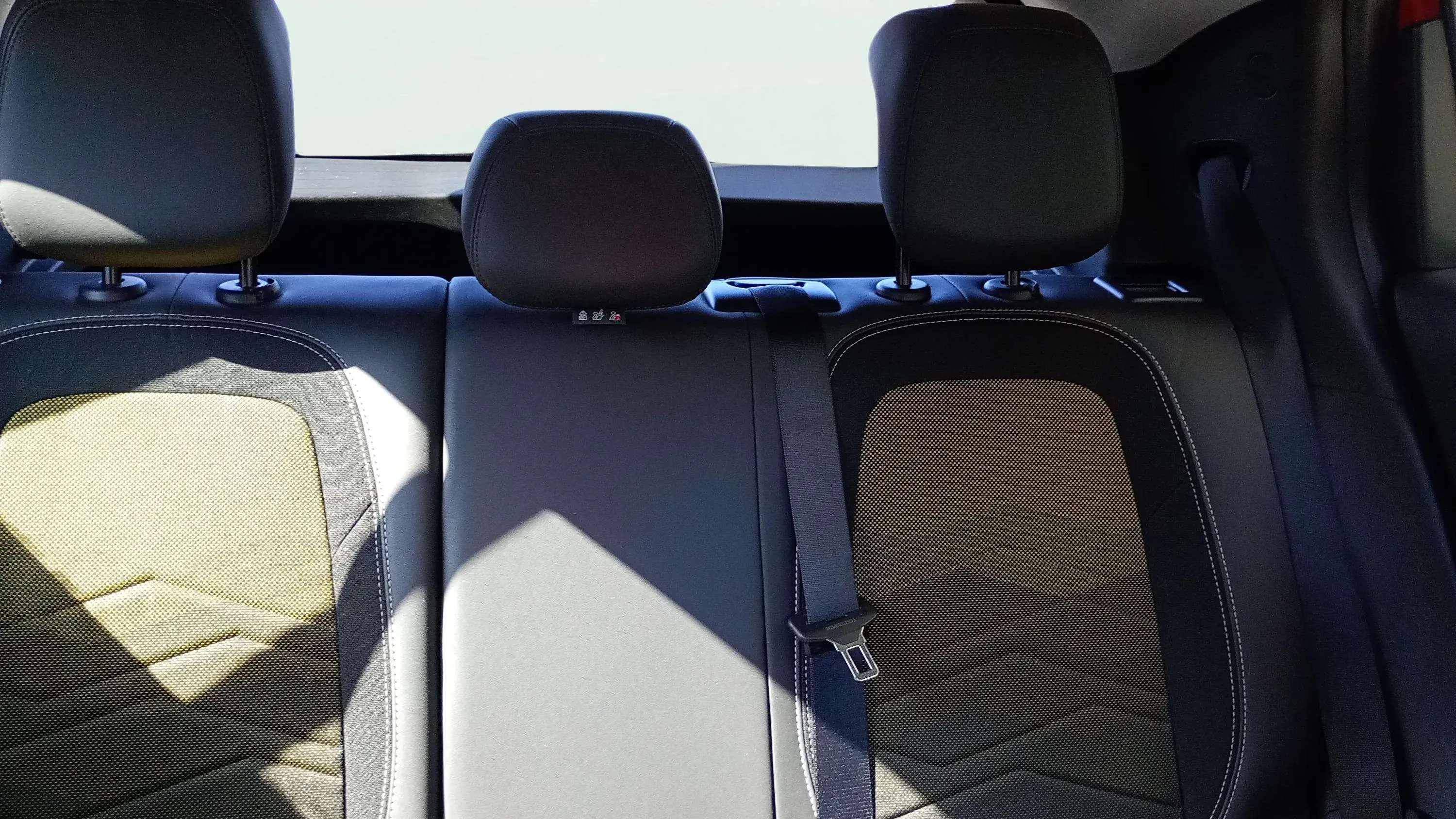 Jeep Avenger 1.2 G Summit - foto 12