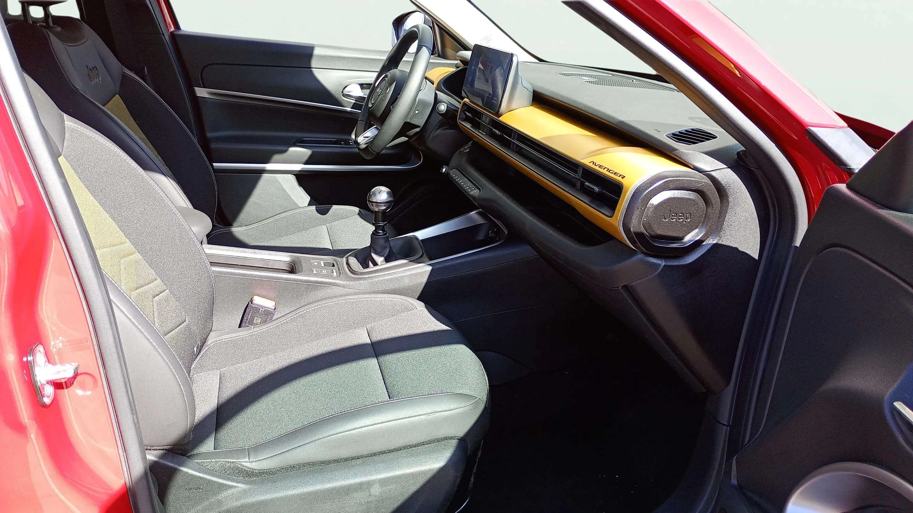 Jeep Avenger 1.2 G Summit - foto 10