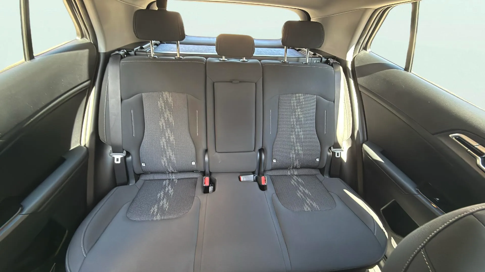 Kia Sportage 1.6 T-GDi HEV Drive 4x2 - foto 19