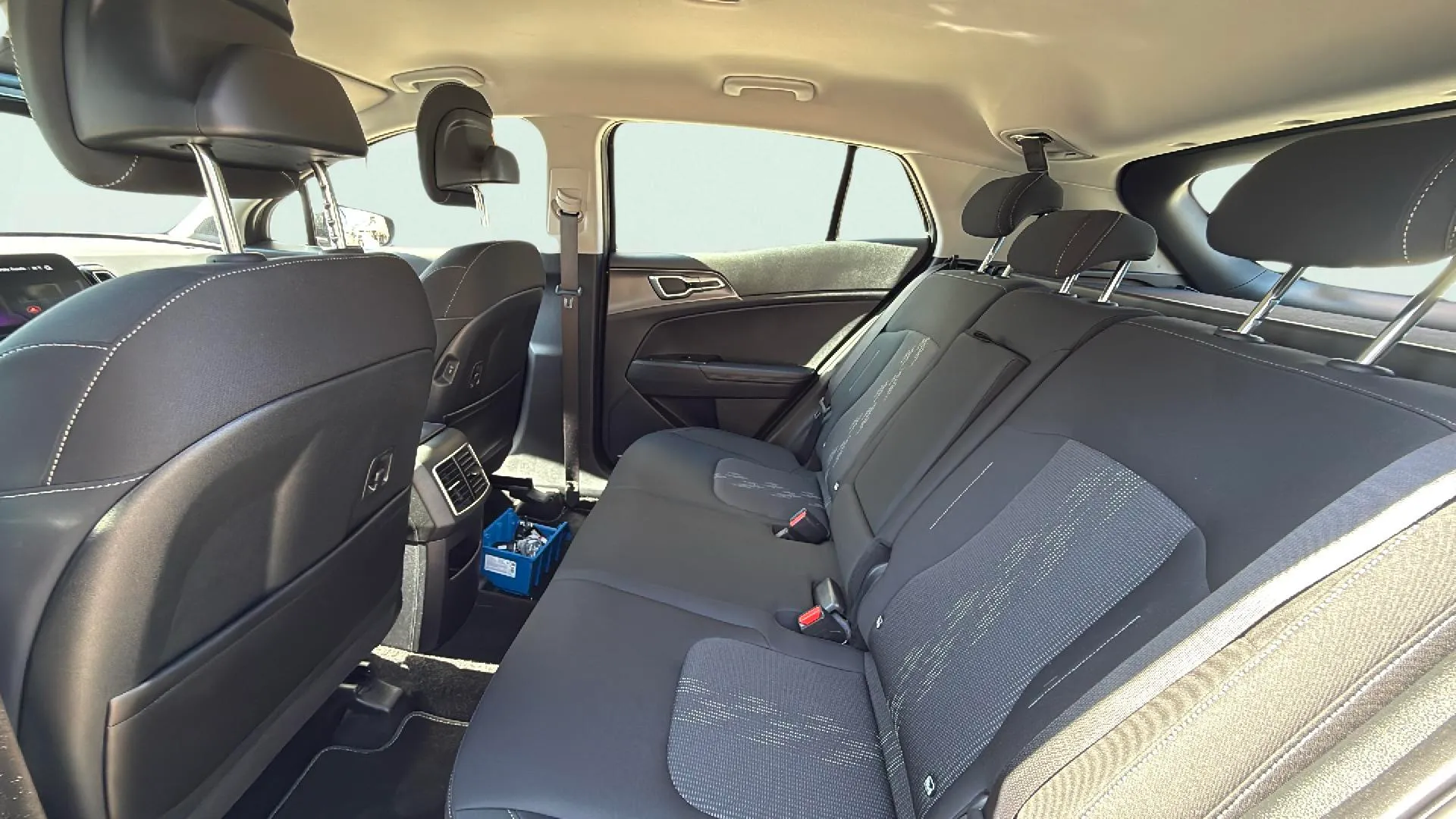 Kia Sportage 1.6 T-GDi HEV Drive 4x2 - foto 21