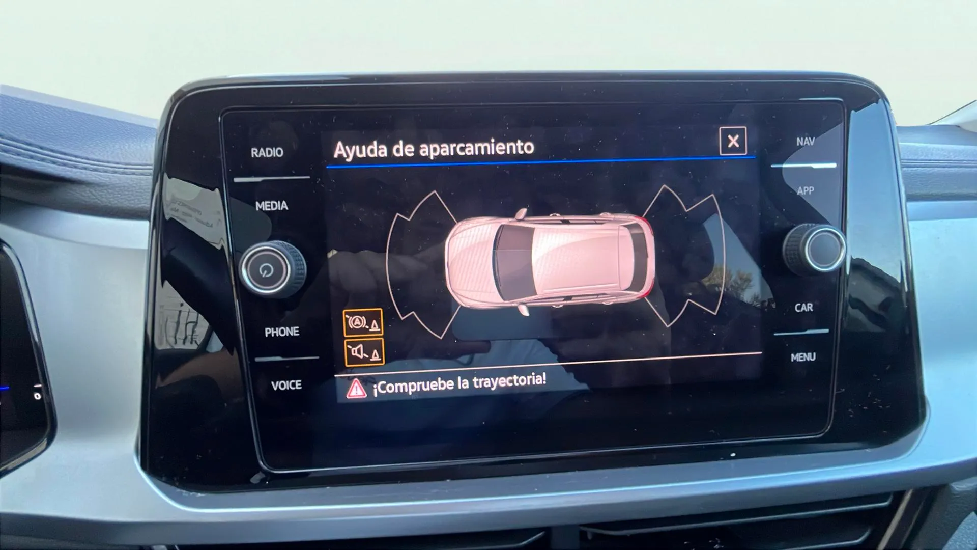 Volkswagen T-Roc Life 1.0 TSI - foto 21