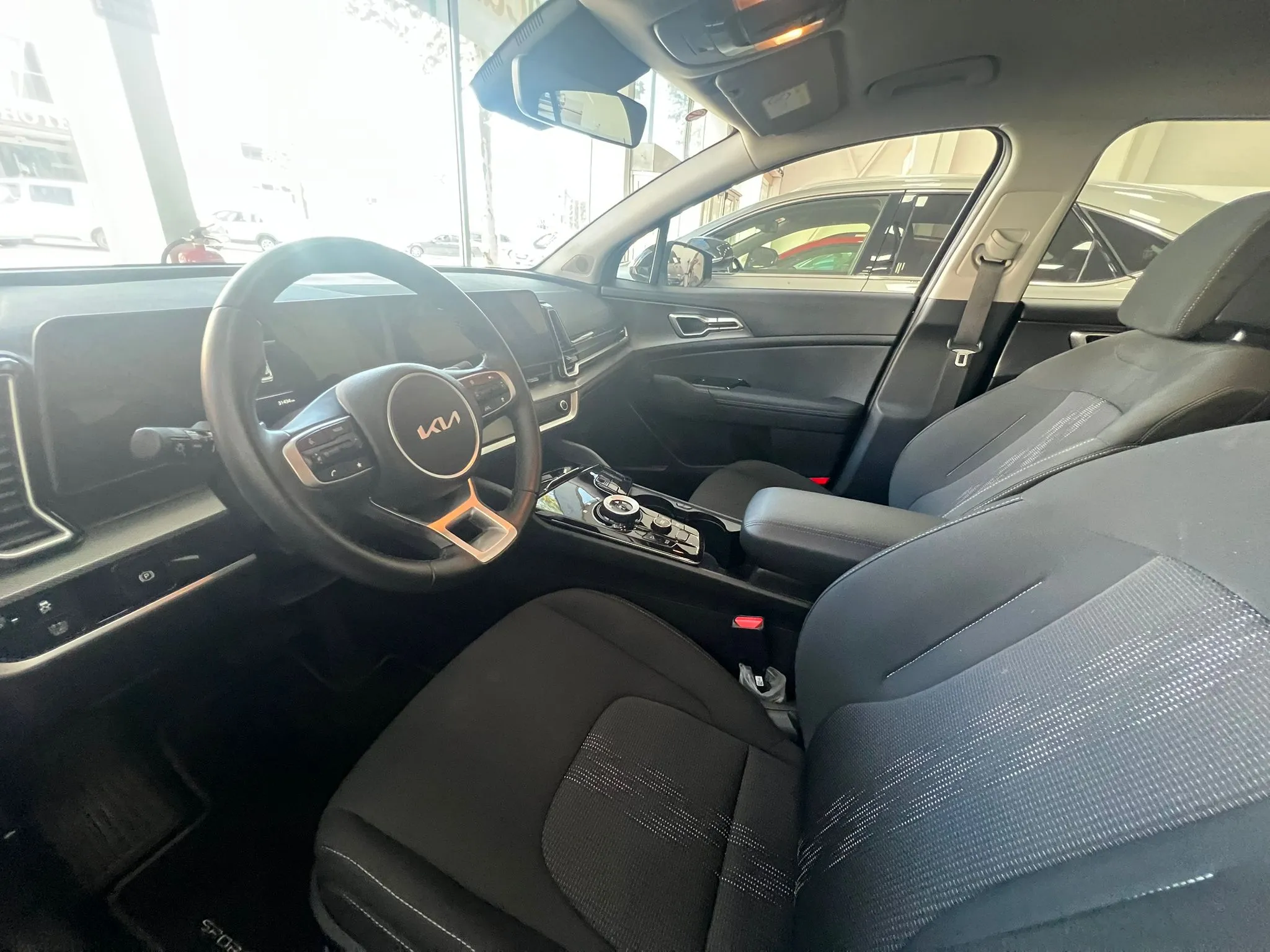 Kia Sportage 1.6 T-GDi MHEV Tech 4x2 DCT - foto 9