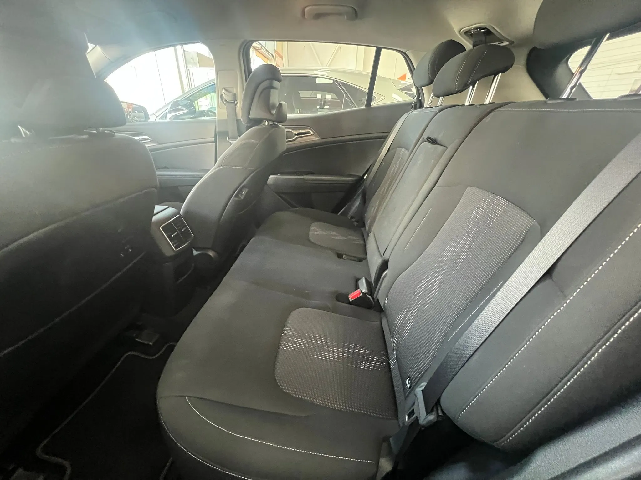 Kia Sportage 1.6 T-GDi MHEV Tech 4x2 DCT - foto 10