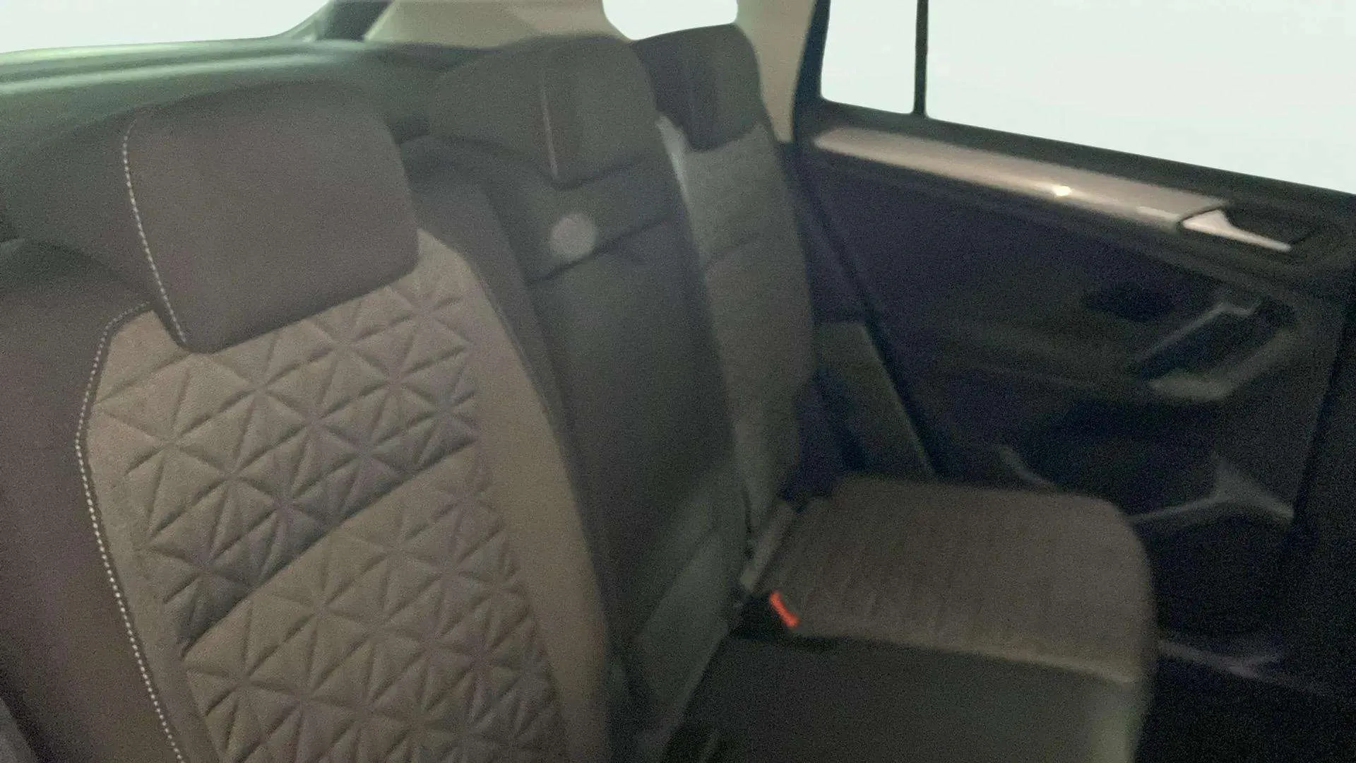 Volkswagen Tiguan Life 1.5 TSI DSG - foto 27