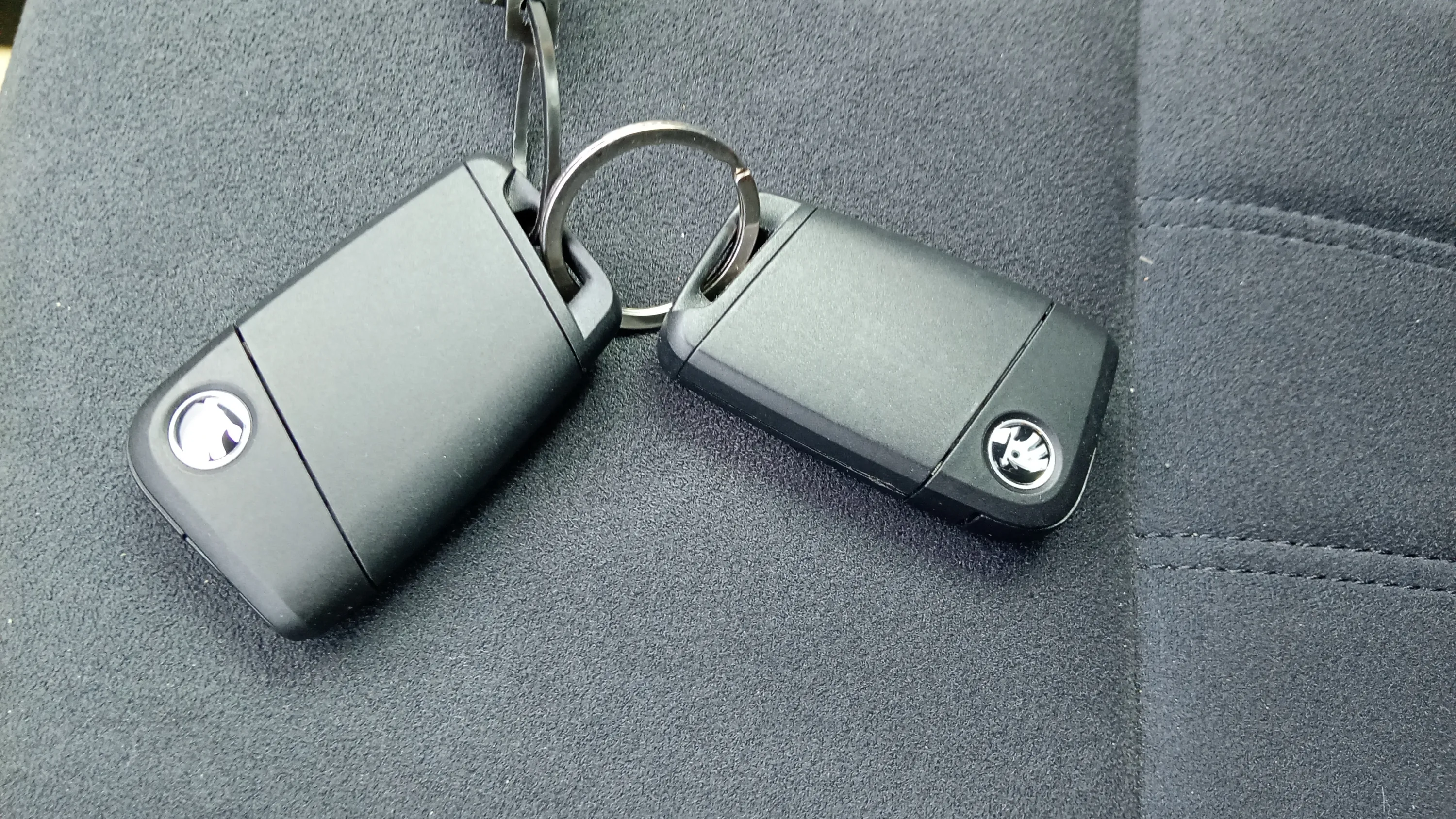 Škoda Karoq 2.0 TDI DSG Sportline - foto 14