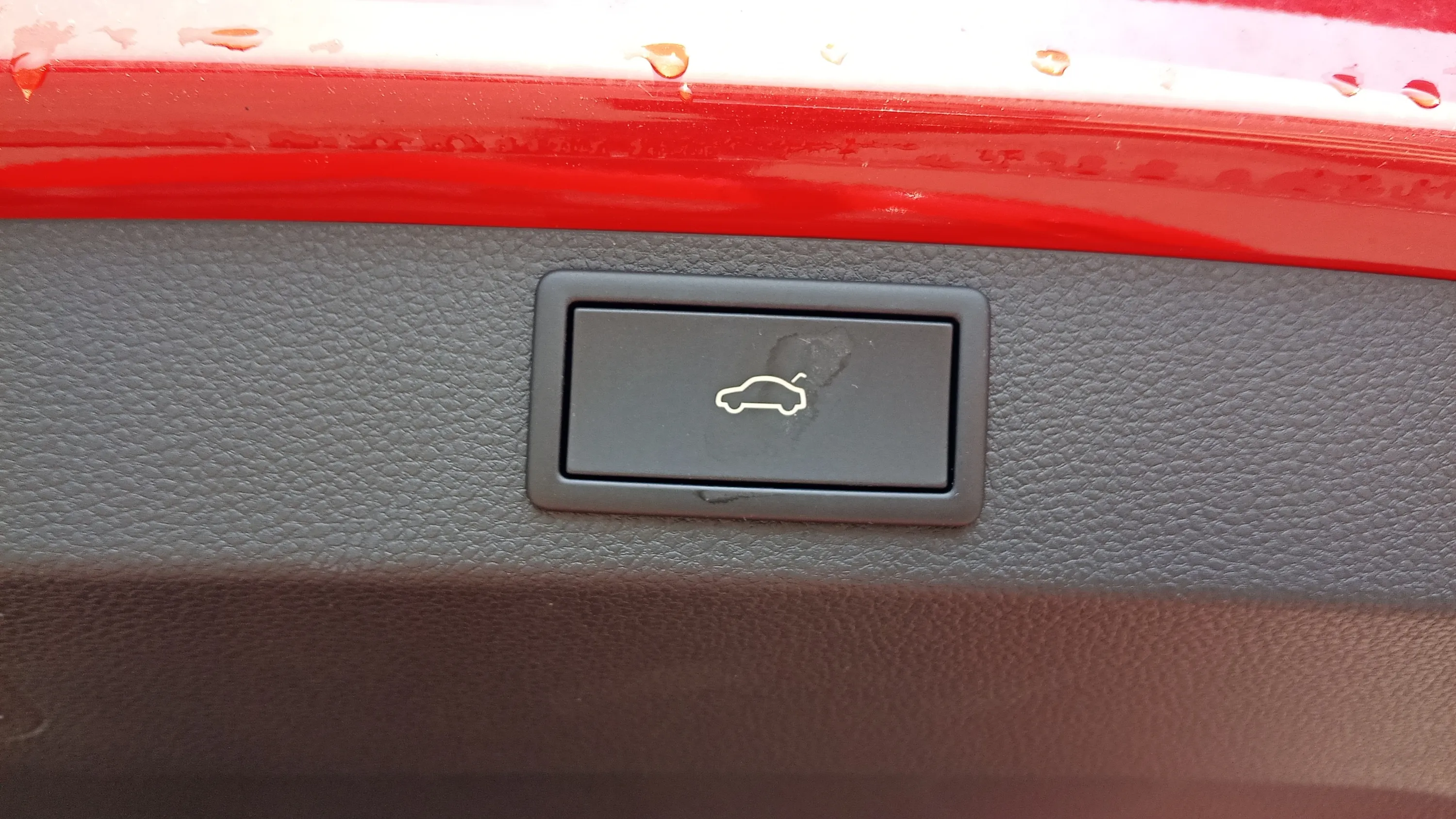 Škoda Karoq 2.0 TDI DSG Sportline - foto 25