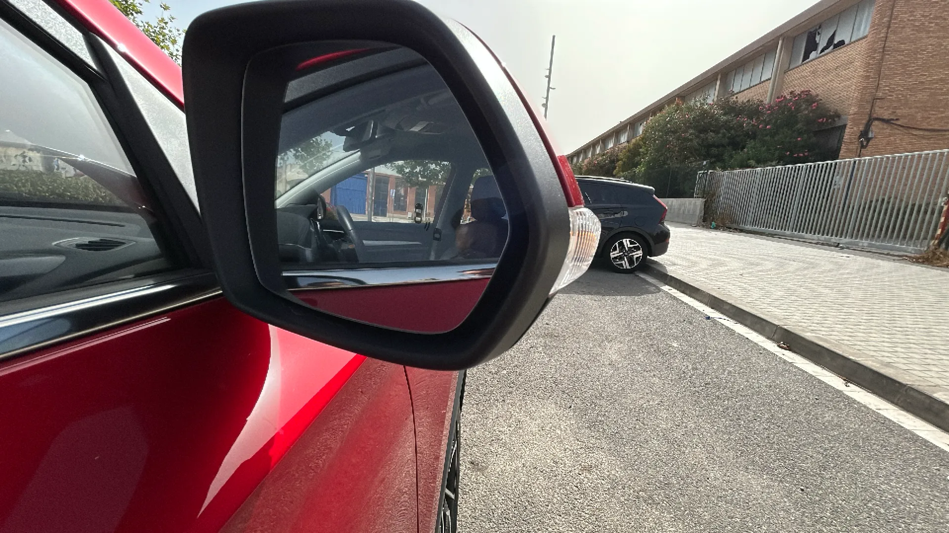 MG ZS 1.5 Luxury - foto 19