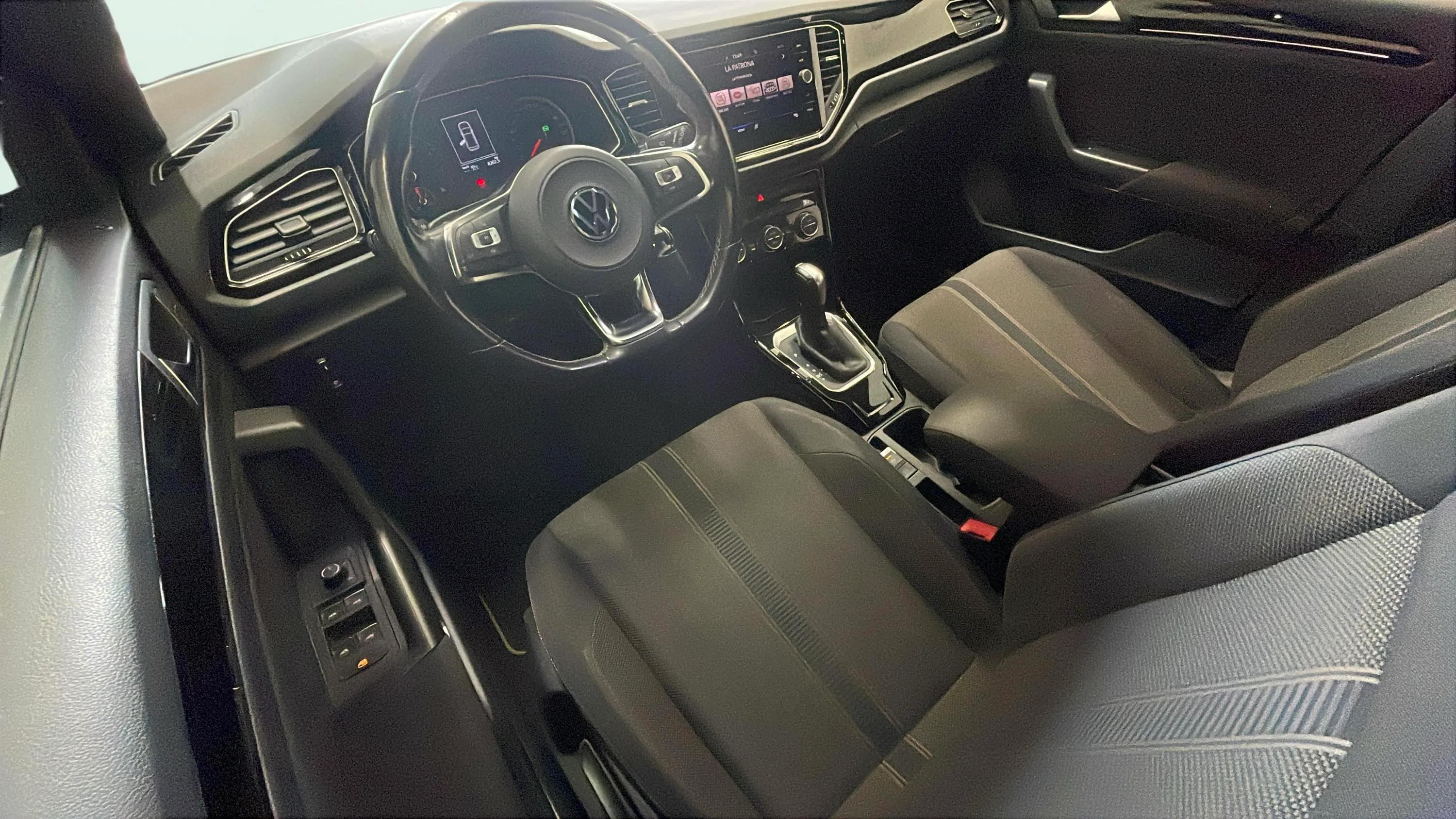Volkswagen T-Roc Advance 1.5 TSI DSG - foto 11