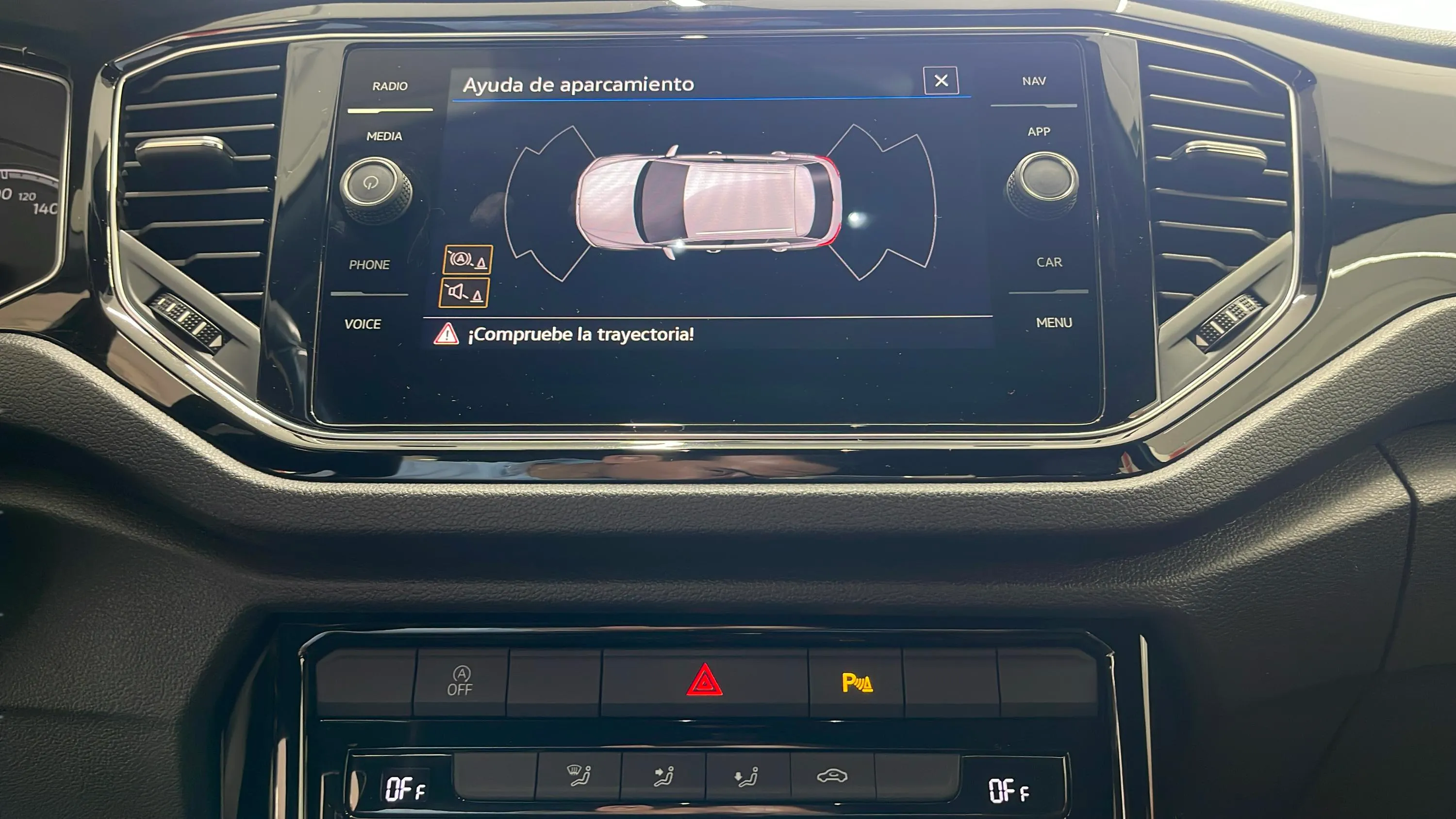 Volkswagen T-Roc Advance 1.5 TSI DSG - foto 13