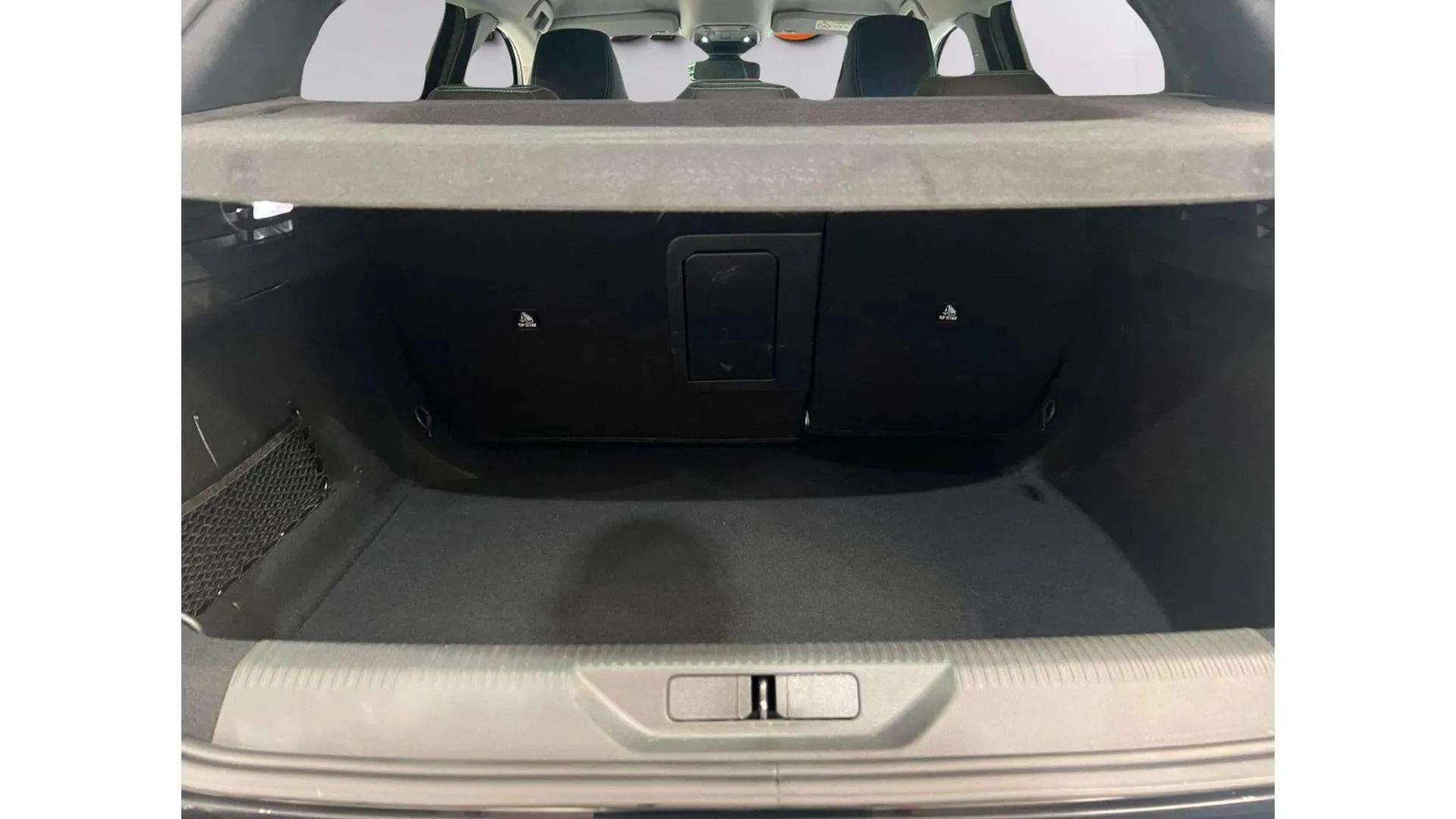 Peugeot 308 Allure BlueHDi 130 EAT8 - foto 6
