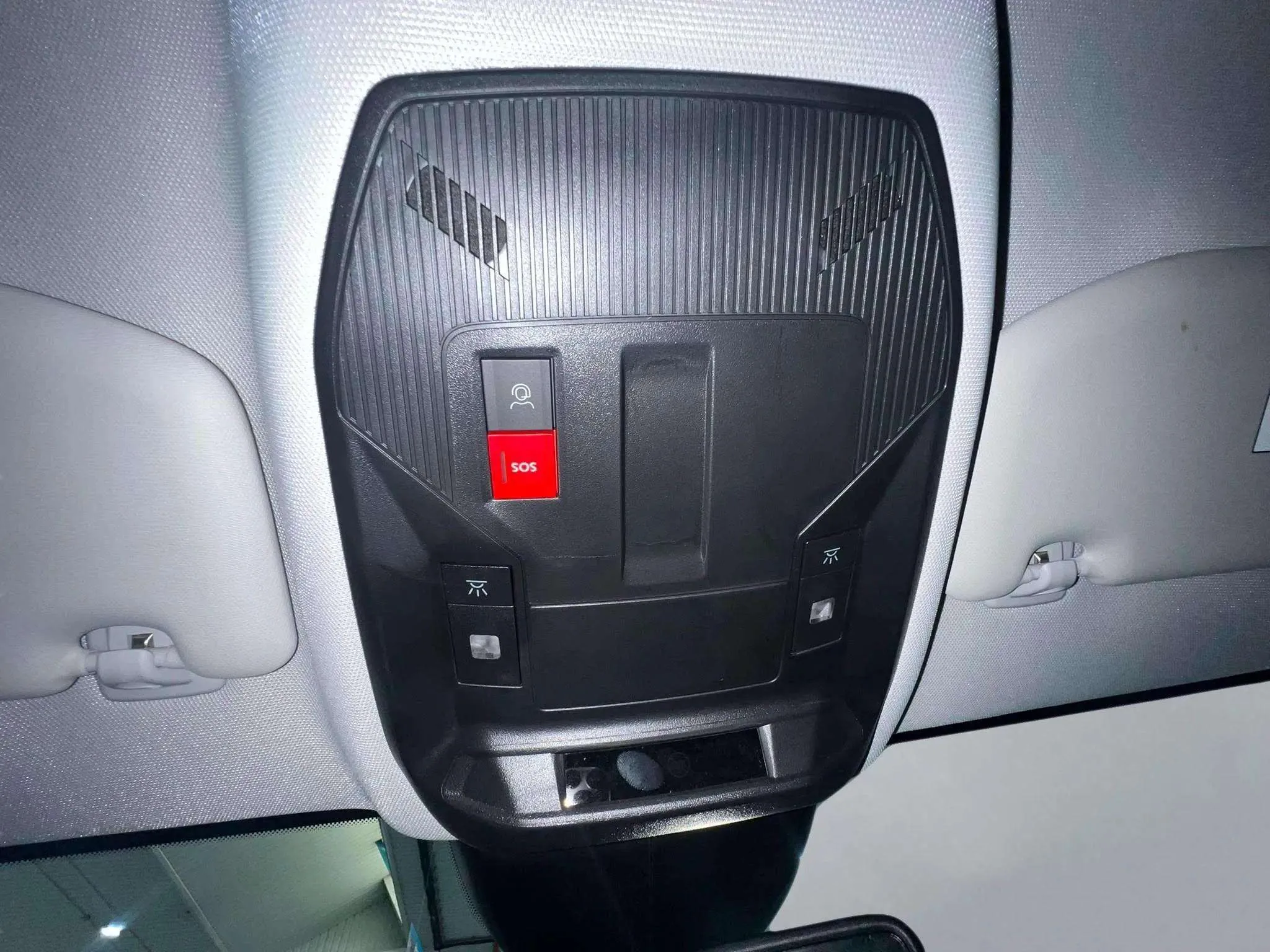 Peugeot 308 Allure BlueHDi 130 EAT8 - foto 19