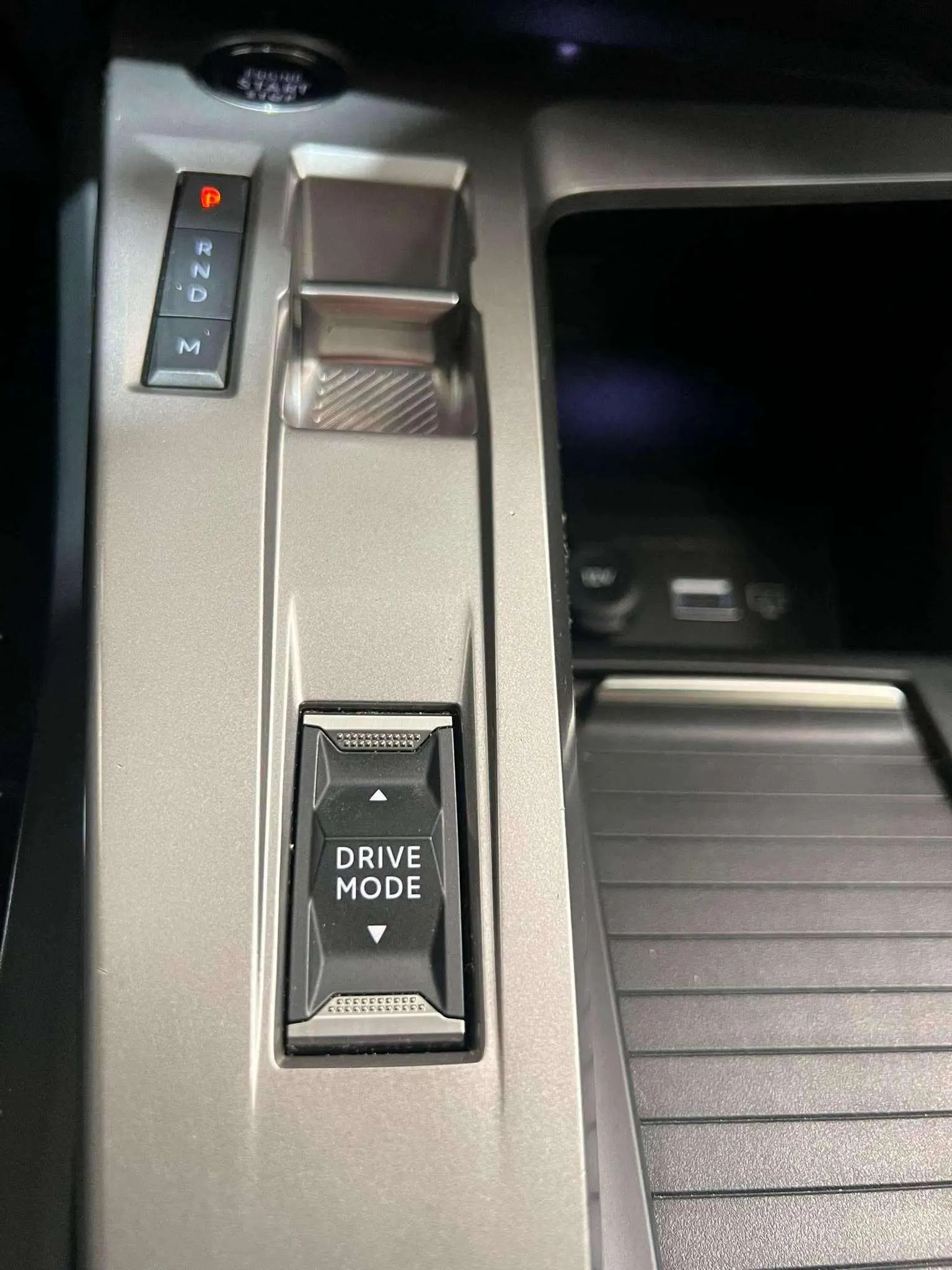 Peugeot 308 Allure BlueHDi 130 EAT8 - foto 18